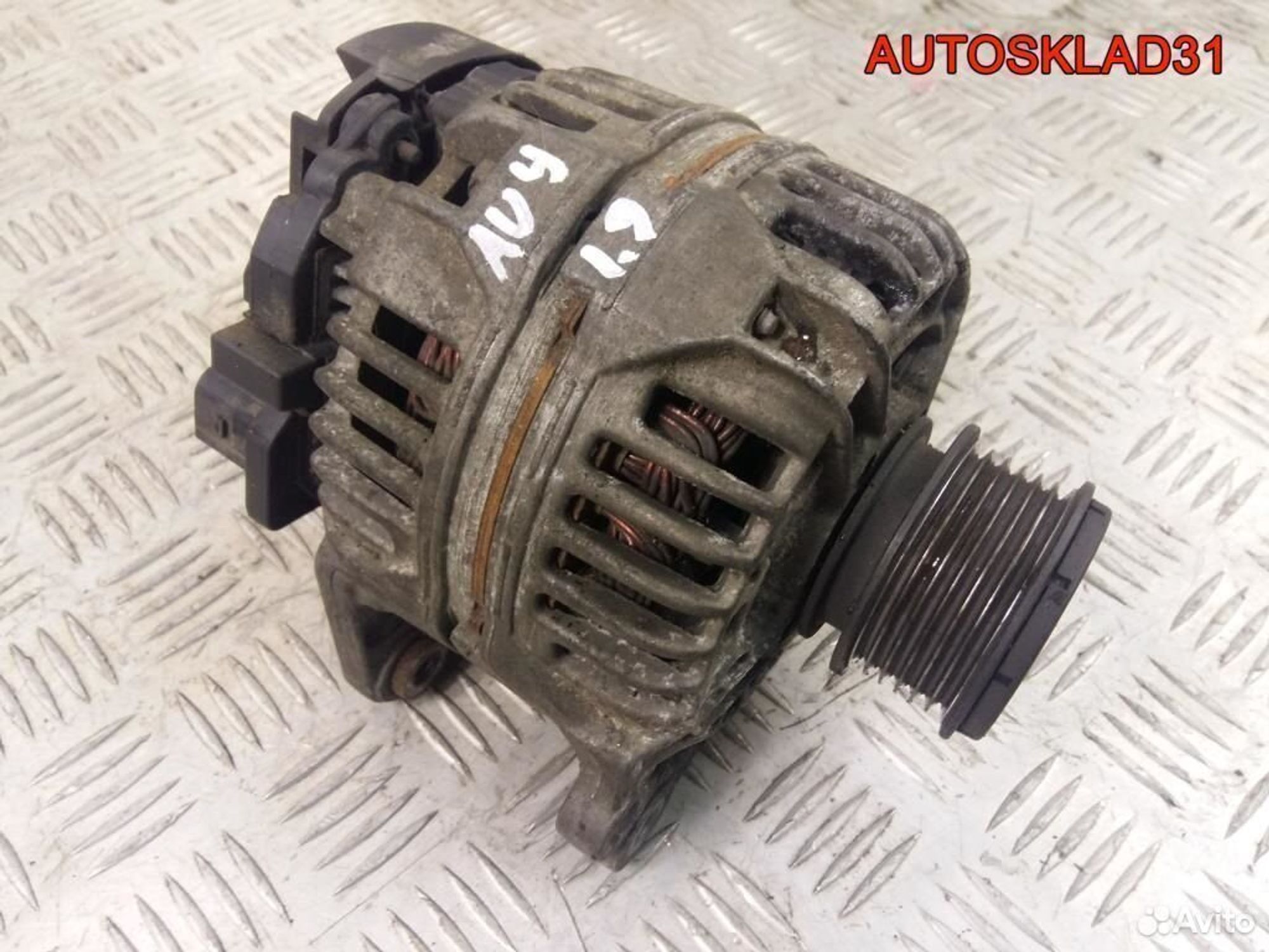 Генератор Volkswagen Sharan 1.9 AUY 038903023L, 5200 рублей, Дубовое