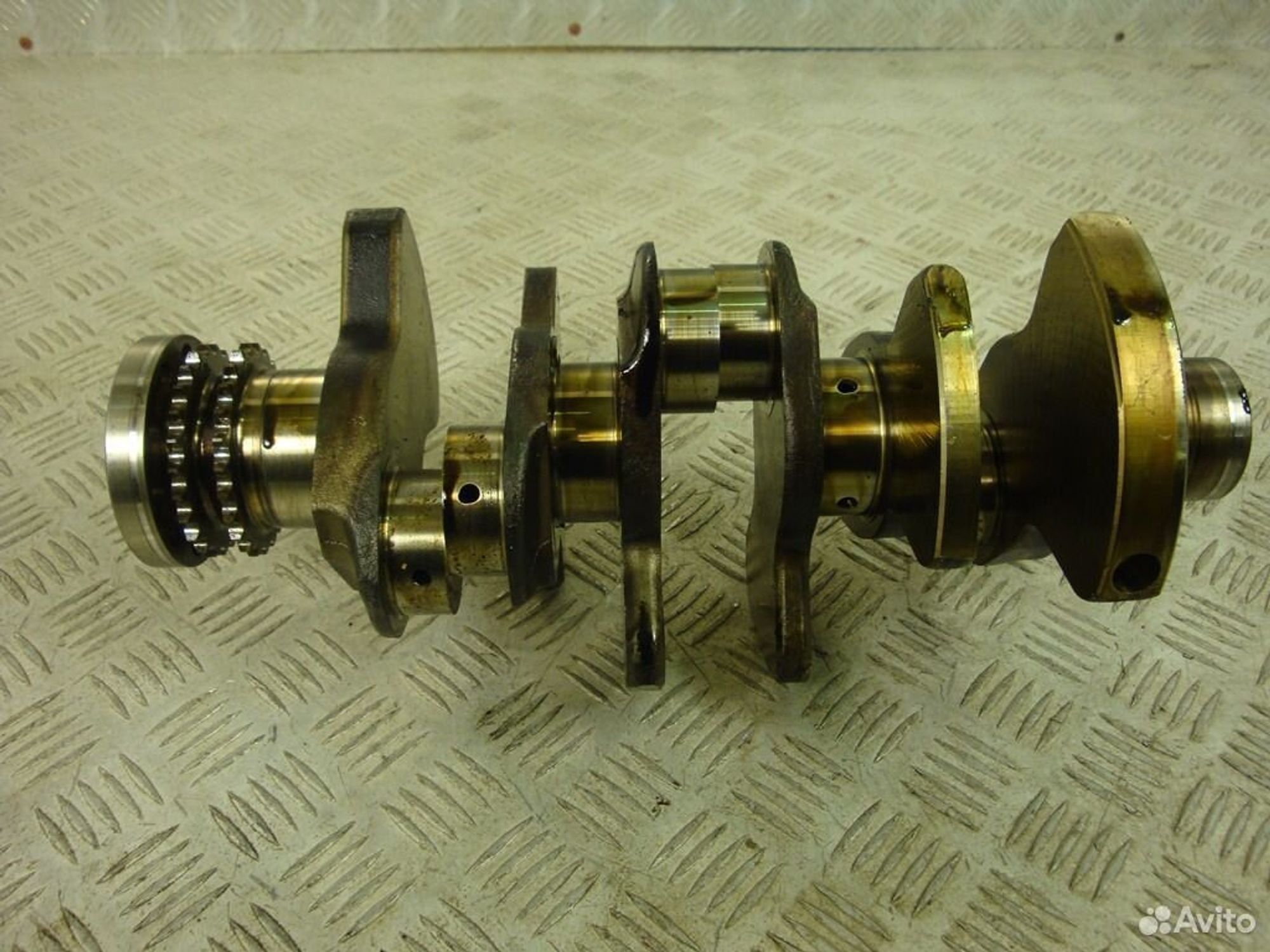 Коленчатый вал Audi A6 C6 2.4 BDW 06E105101G, 14600 рублей, Дубовое