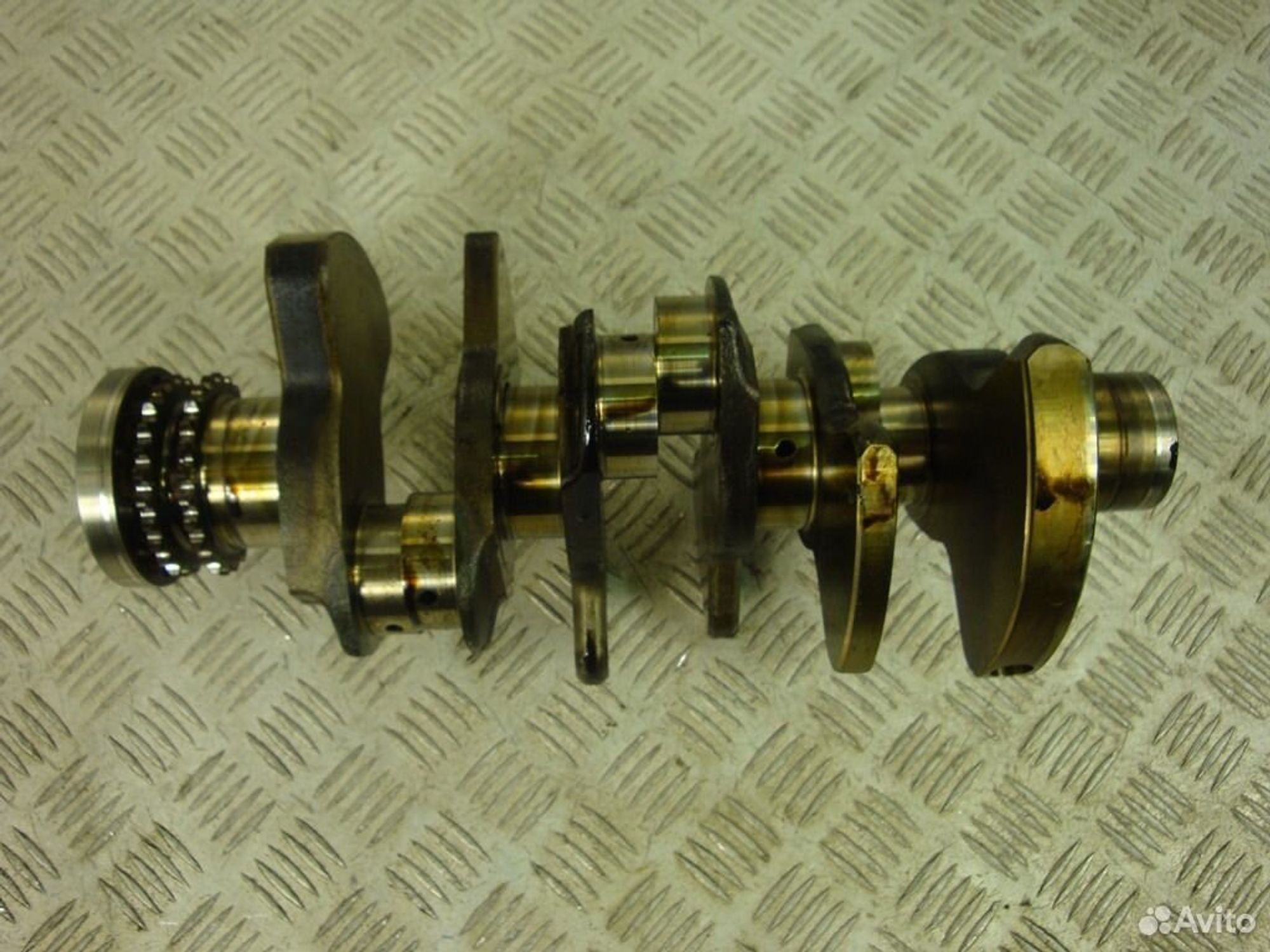 Коленчатый вал Audi A6 C6 2.4 BDW 06E105101G, 14600 рублей, Дубовое