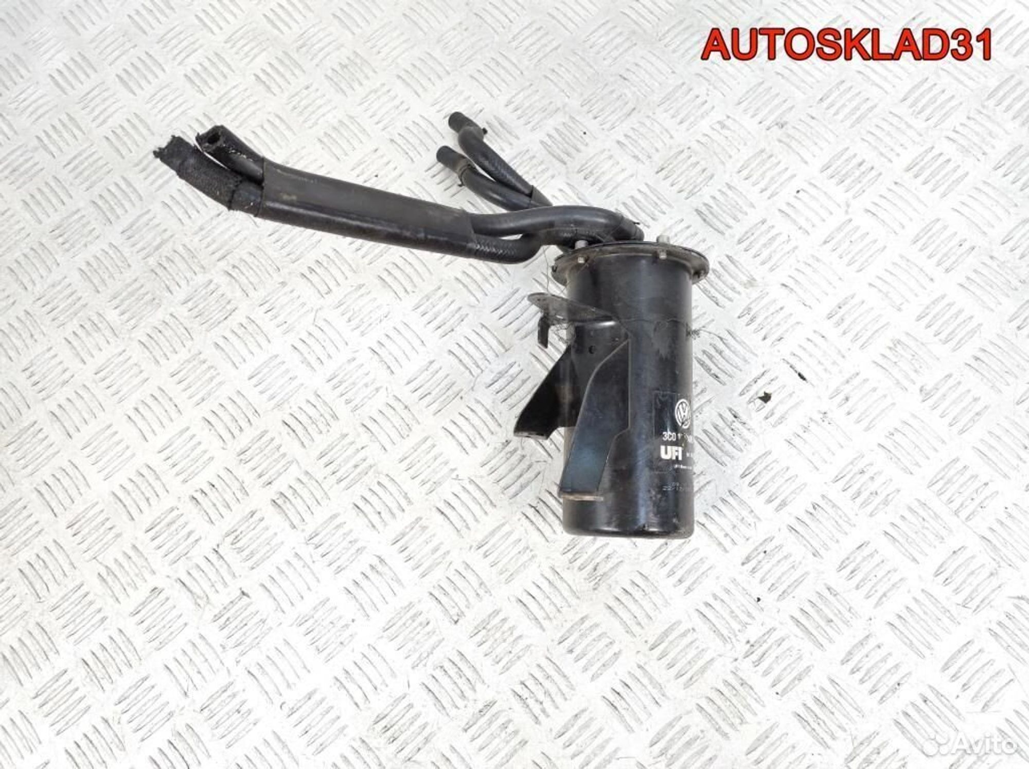 Корпус топливного фильтра VW Passat B6 3C0127400A, 4100 рублей, Дубовое