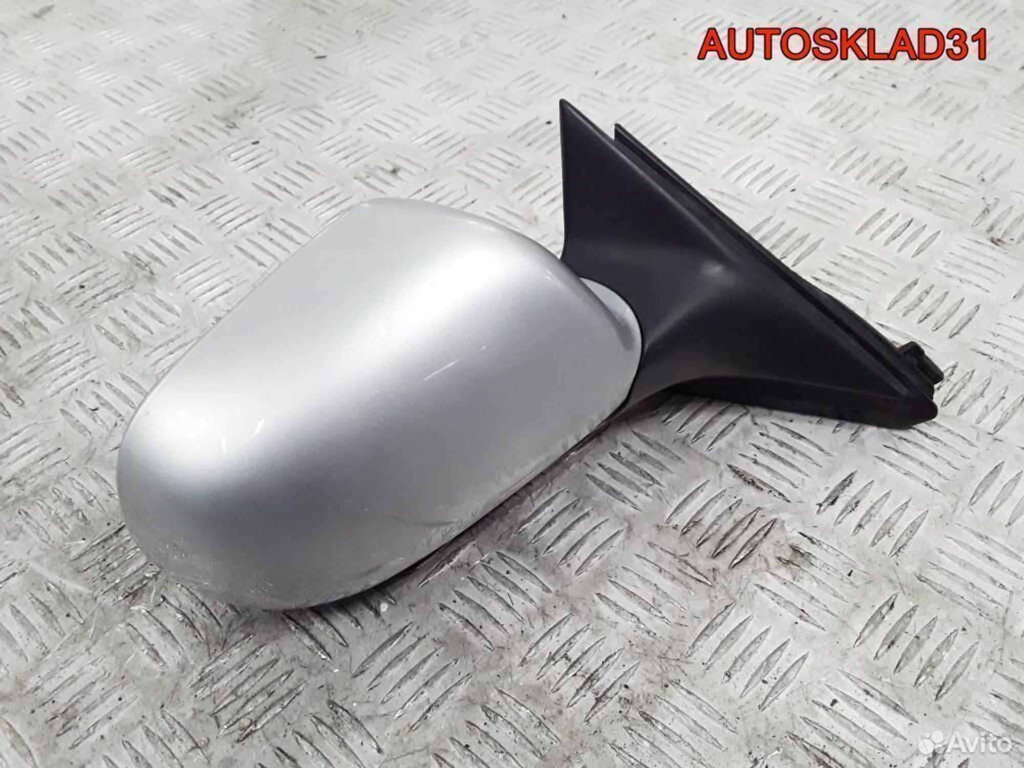 Зеркало правое электрическое Audi A3 8L1858500B, 1800 рублей, Дубовое