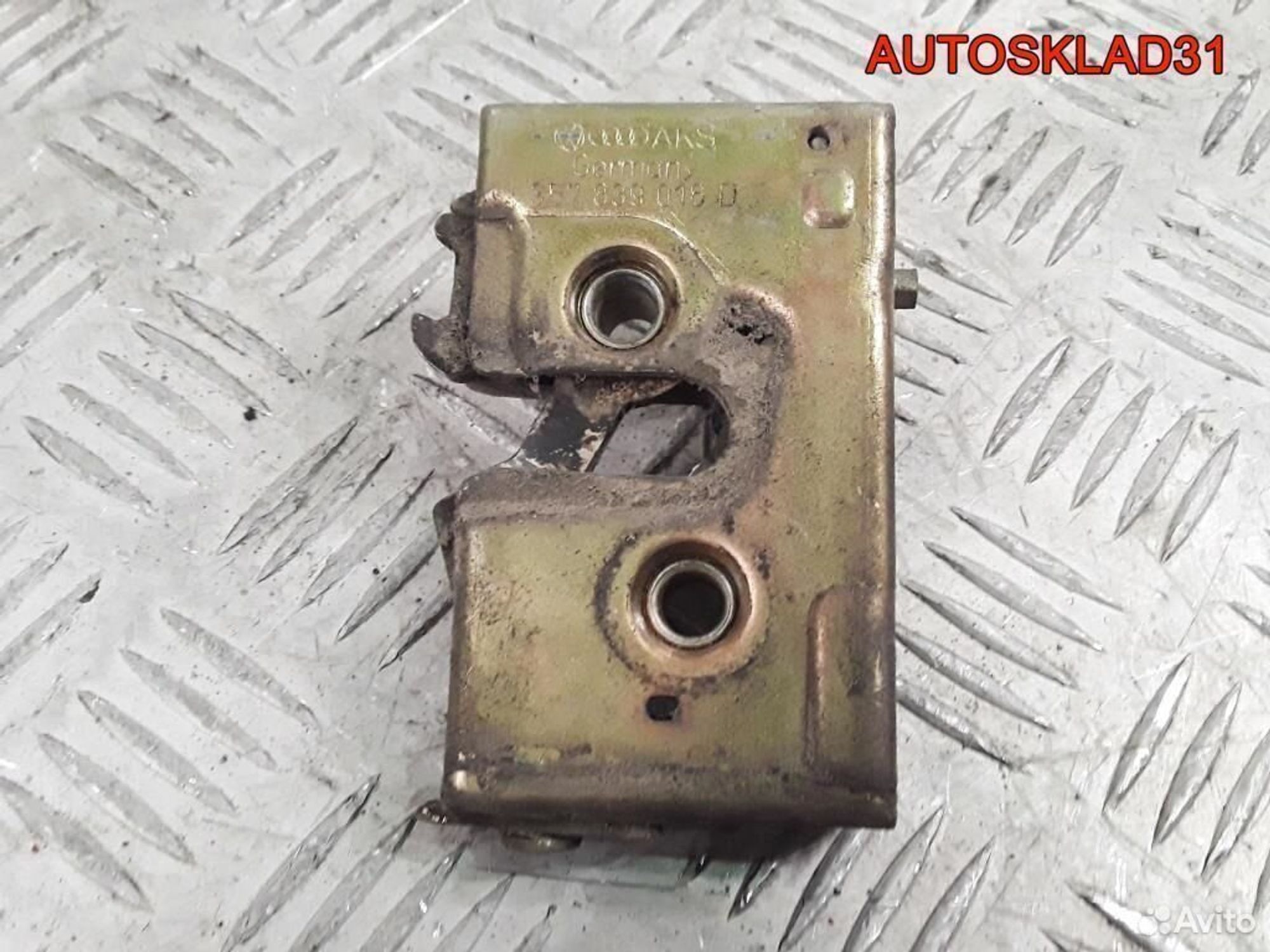 Замок двери задней правой VW Passat B4 357839016D, 1400 рублей, Дубовое