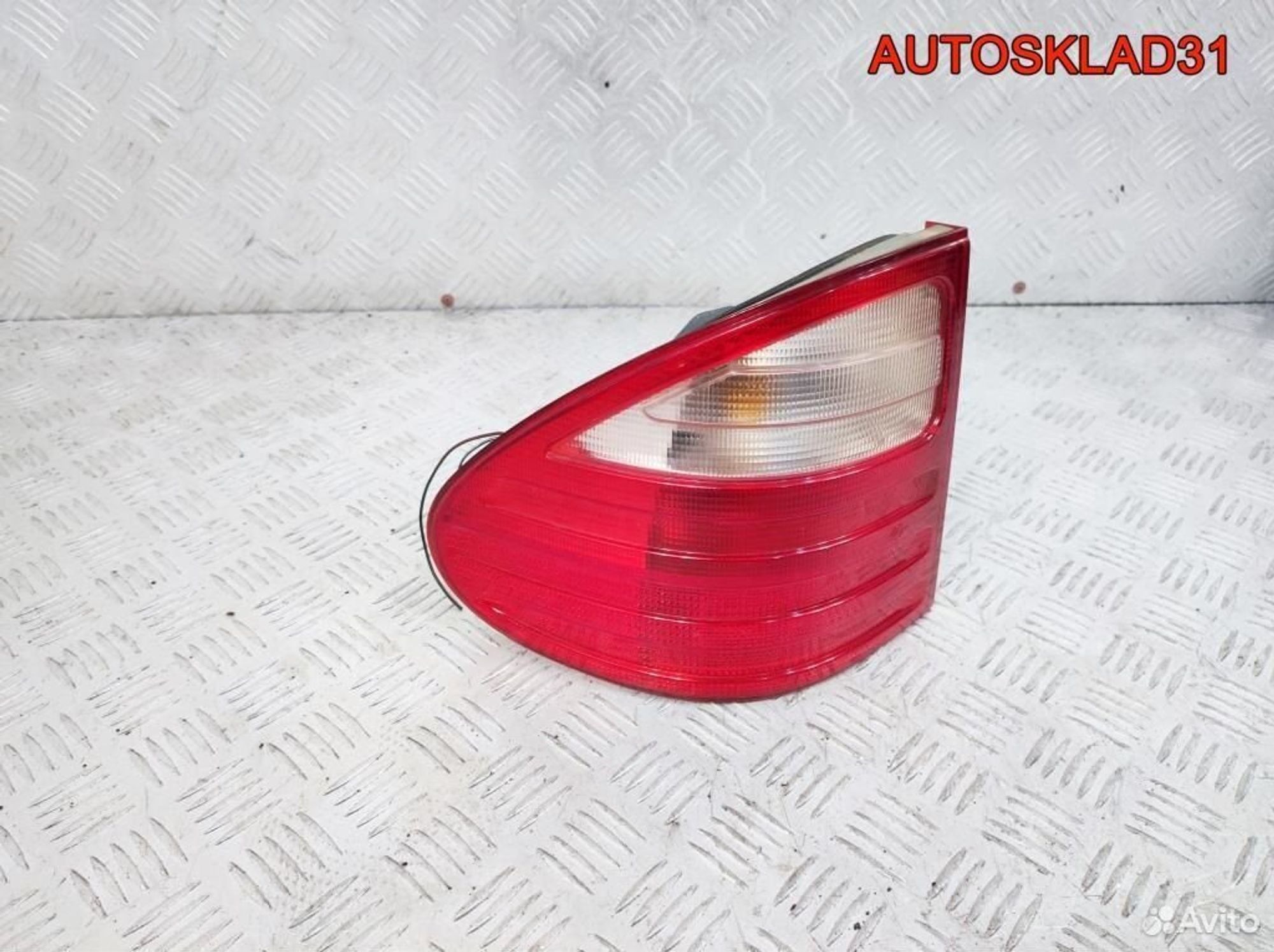 Фонарь задний наружный левый Mercedes Benz W210, 2300 рублей, Дубовое