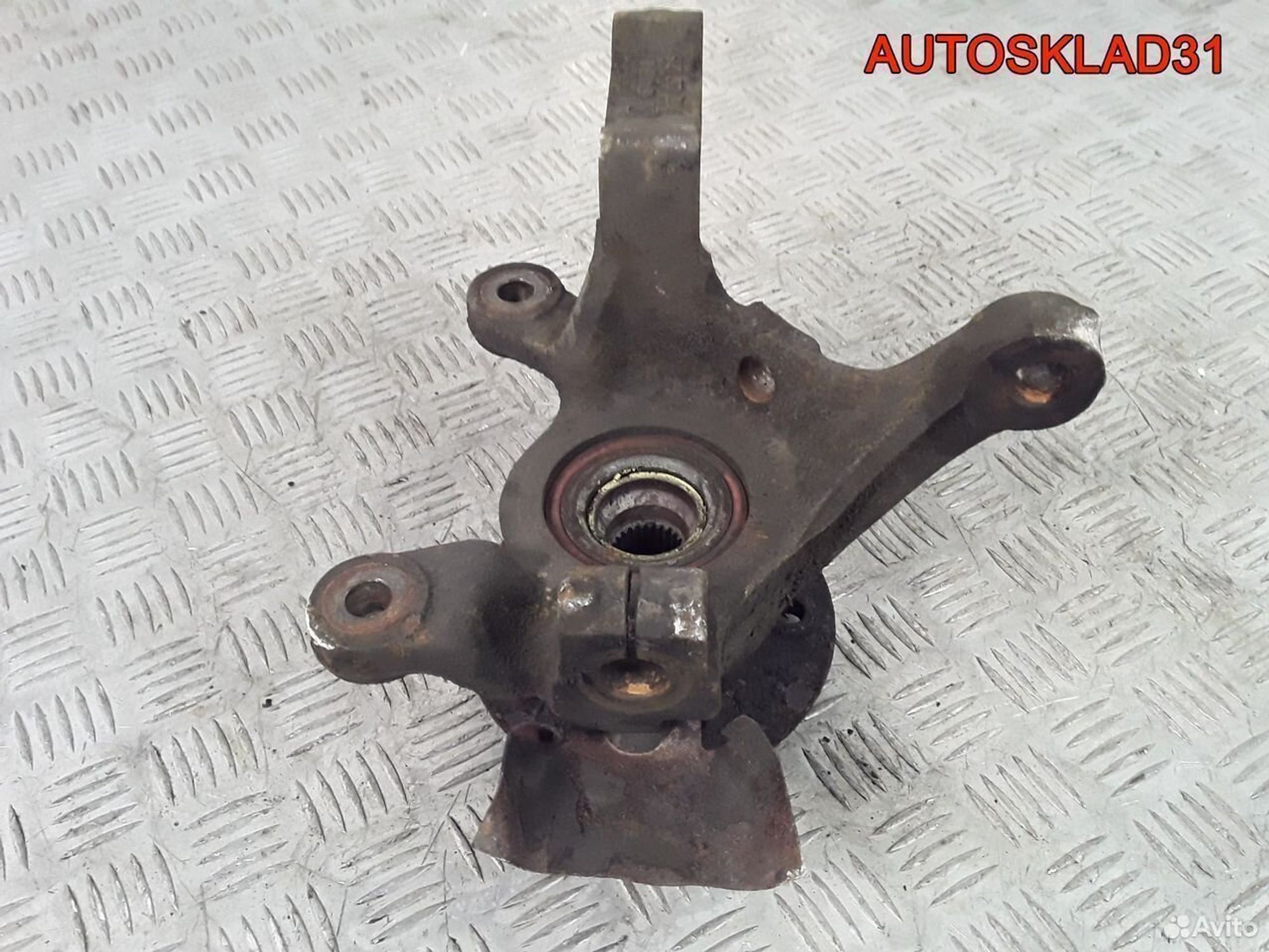 Кулак поворотный передний правый Mercedes Vito 638, 4100 рублей, Дубовое