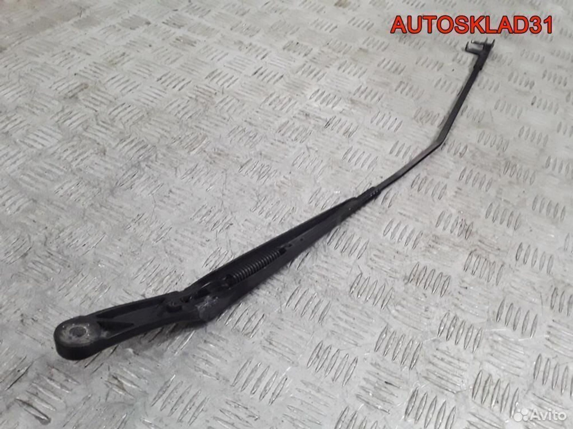 Поводок стеклоочистителя правый VW Caddy 2K1955410, 1200 рублей, Дубовое