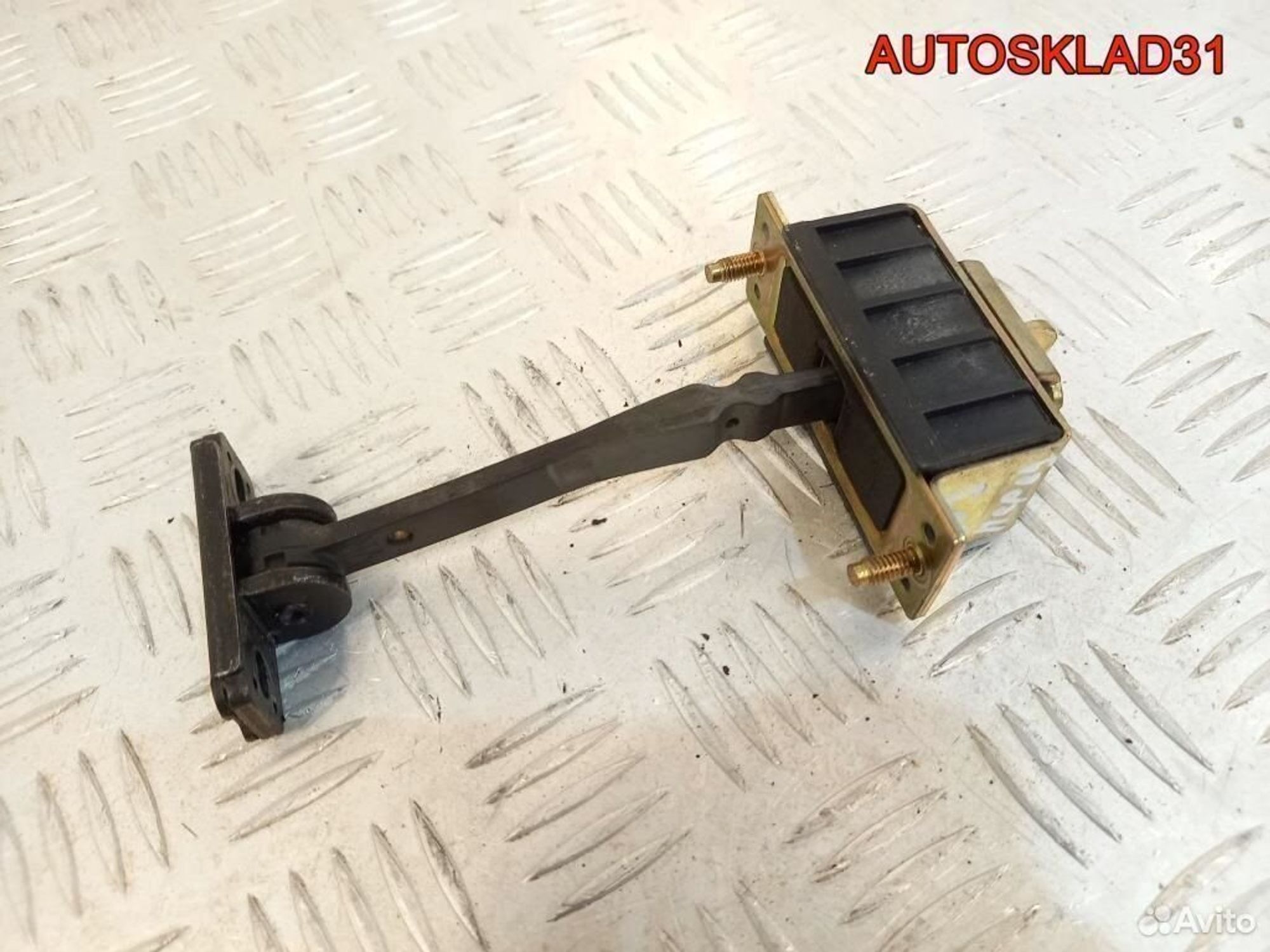 Ограничитель двери передней левой Mercedes W203, 1200 рублей, Дубовое