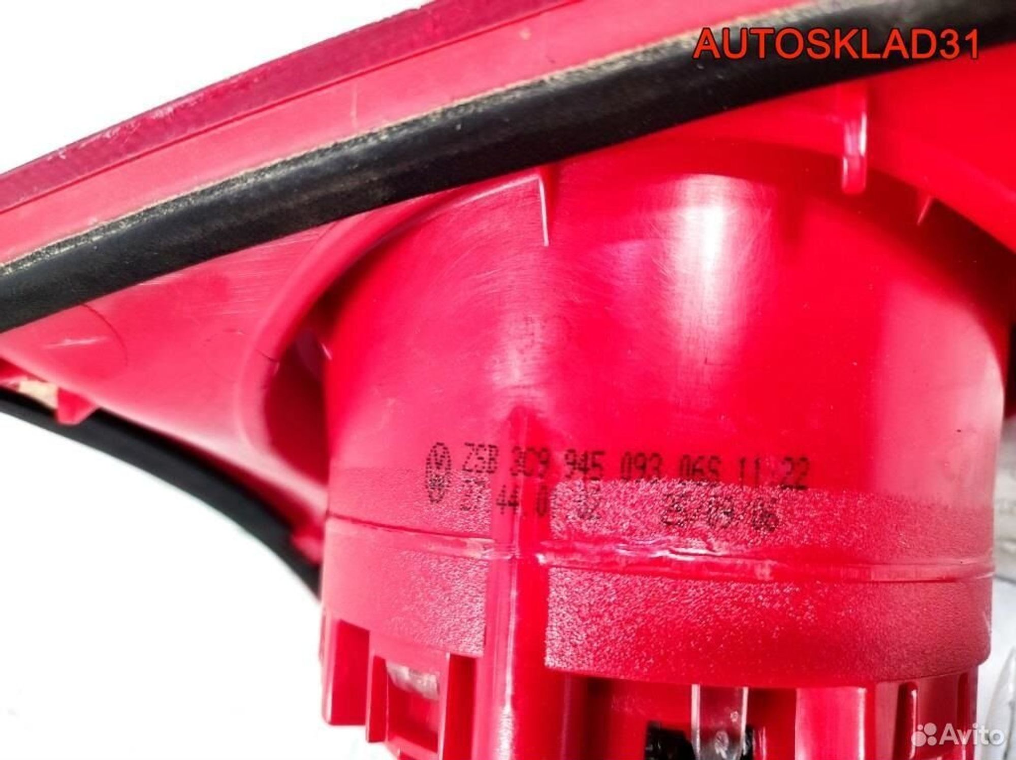 Фонарь задний внутренний левый VW Passat 3C9945093, 1700 рублей, Дубовое