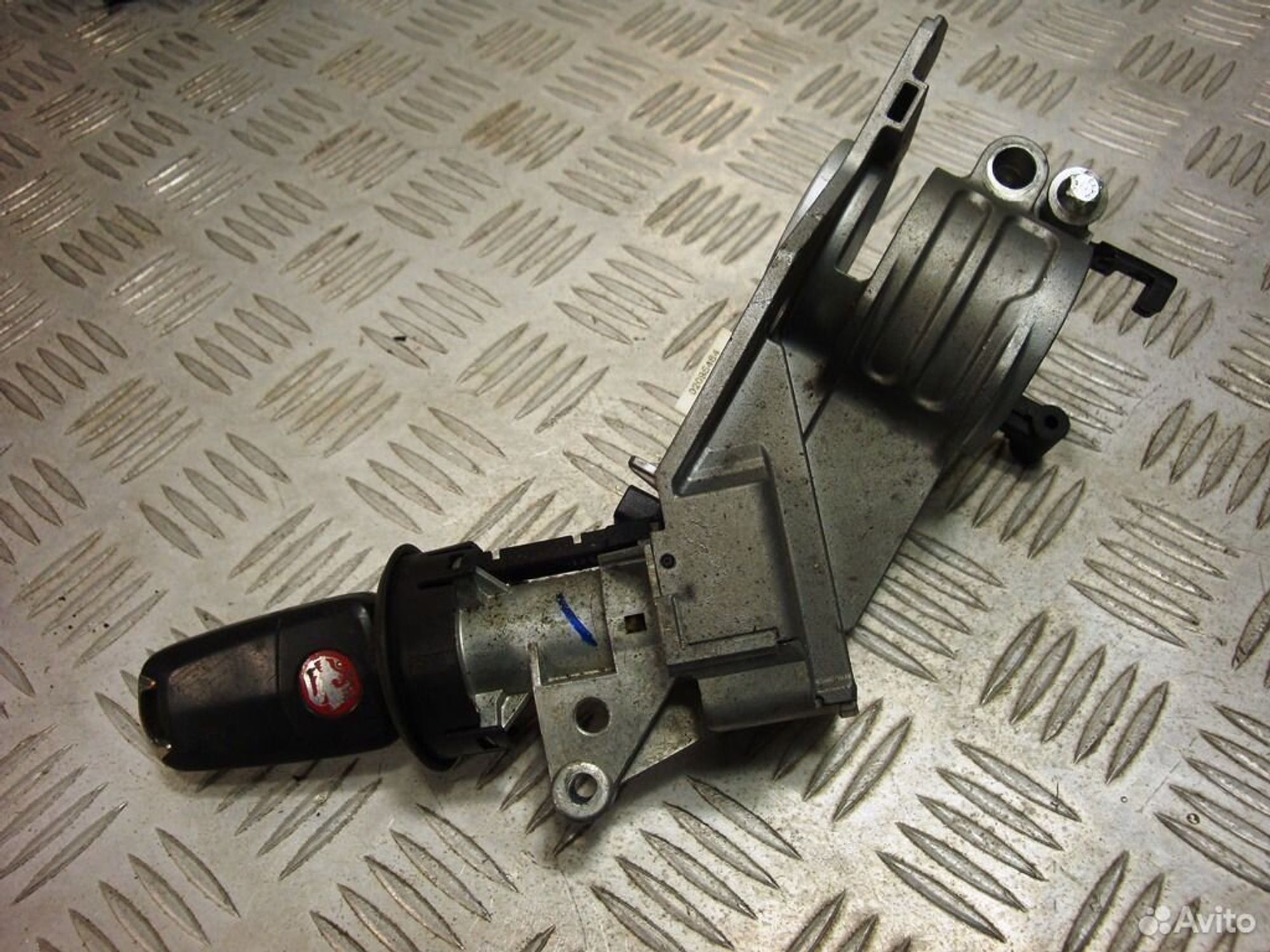 Замок зажигания Opel Astra H 2421430, 2000 рублей, Дубовое