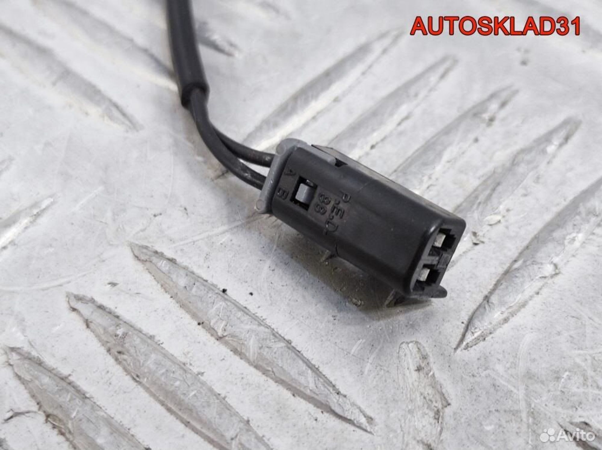 Кнопка открывания багажника Opel Astra H 13242809, 600 рублей, Дубовое