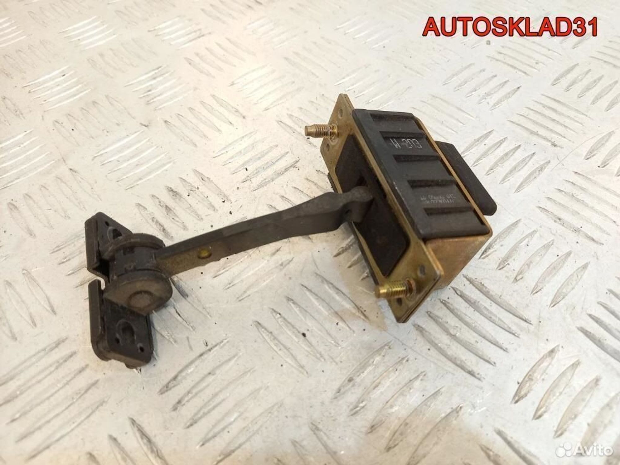 Ограничитель двери задней Mercedes W203 2037300116, 1200 рублей, Дубовое