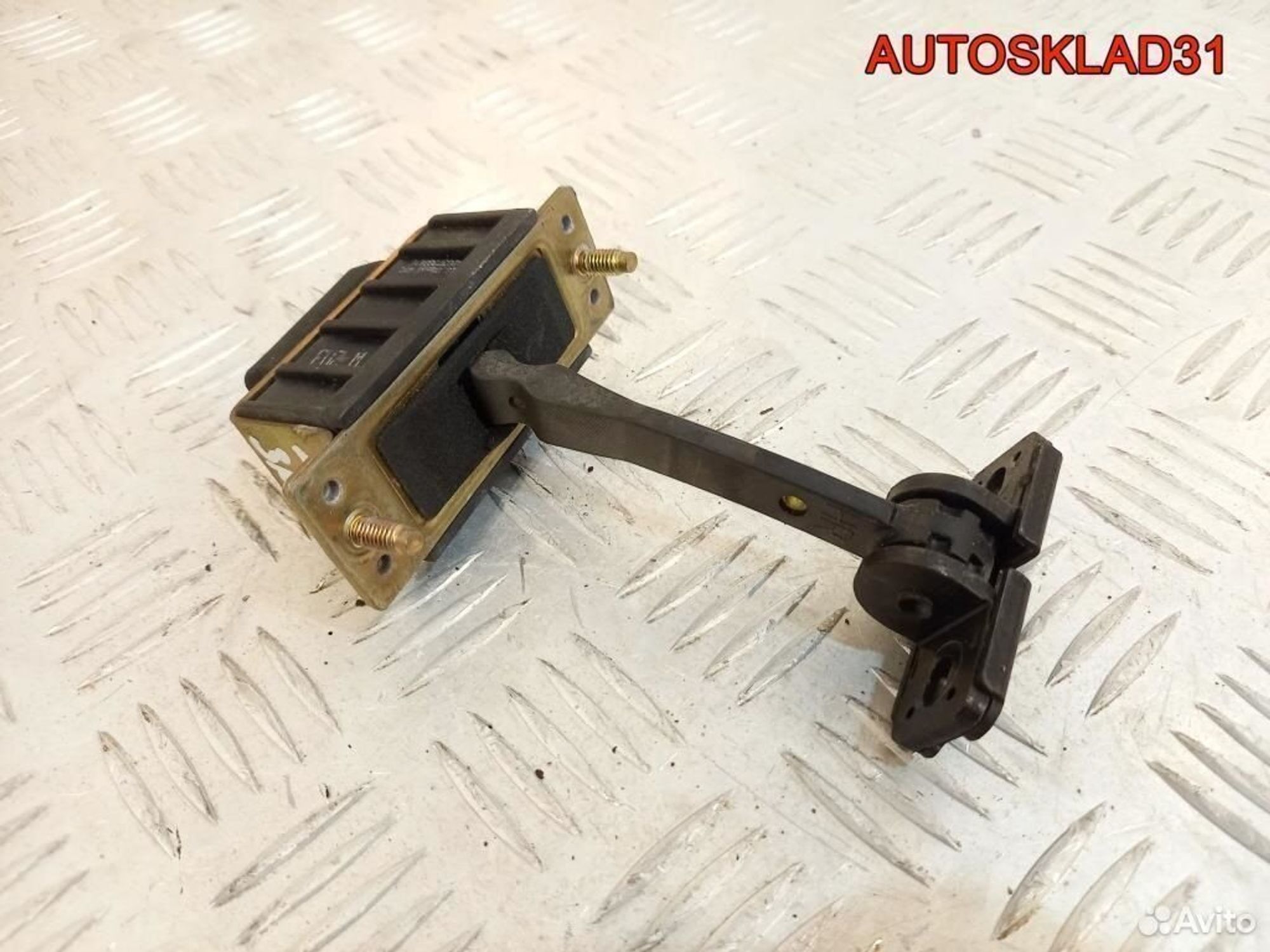 Ограничитель двери задней Mercedes W203 2037300116, 1200 рублей, Дубовое