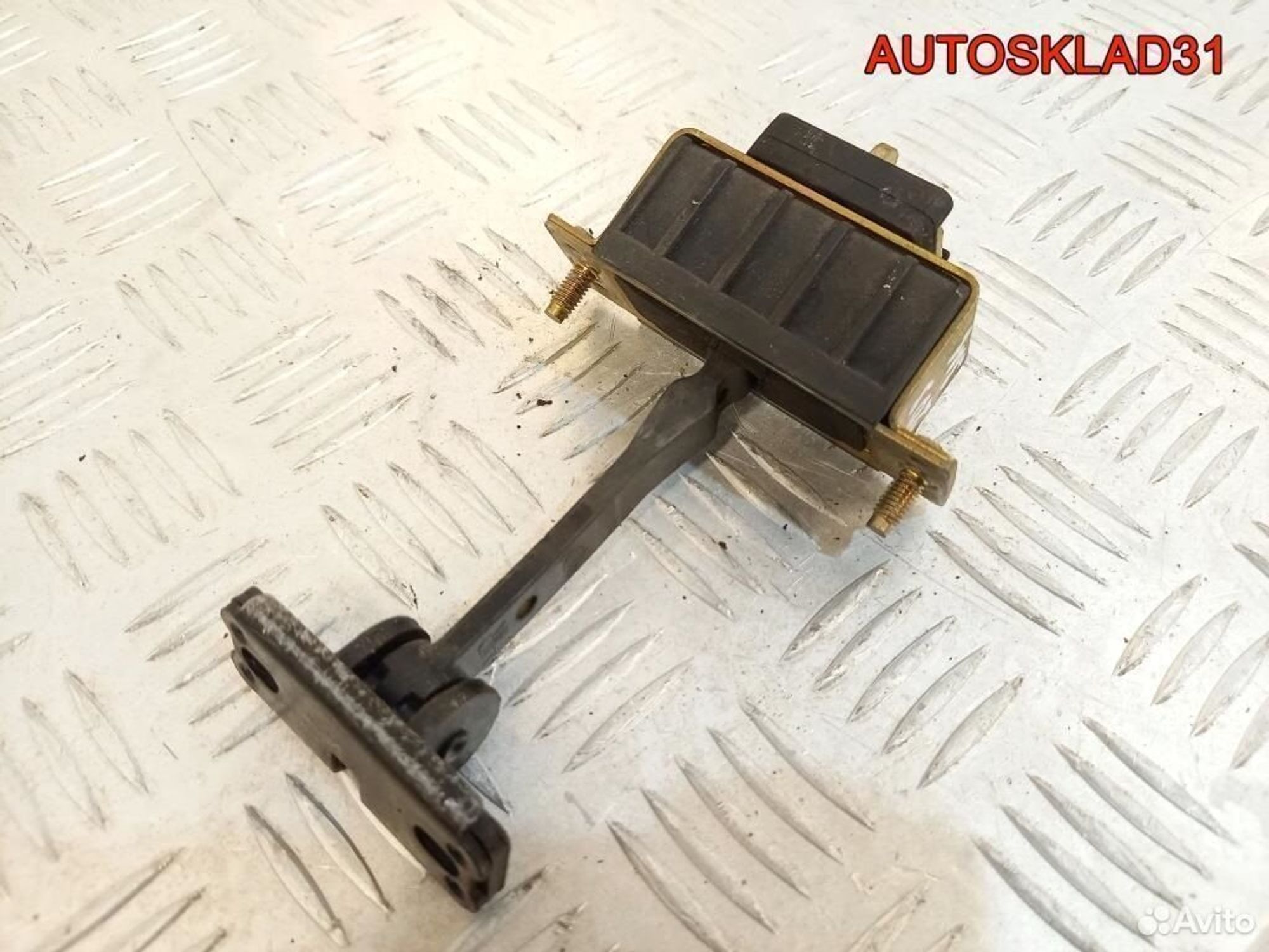 Ограничитель двери задней Mercedes W203 2037300116, 1200 рублей, Дубовое