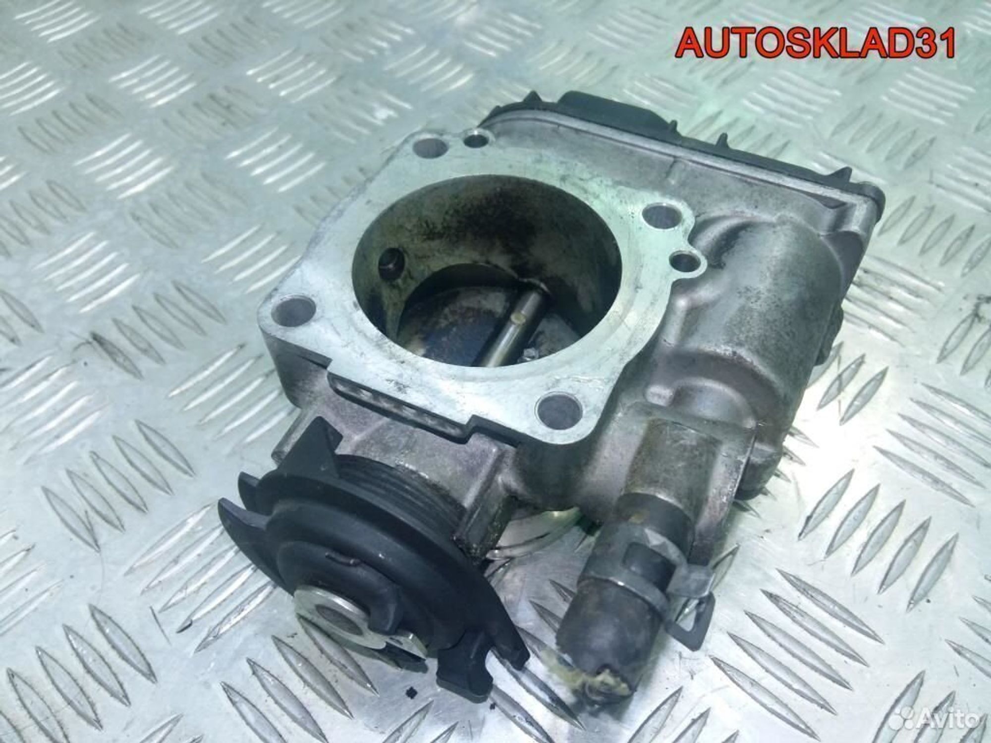 Заслонка дроссельная Volkswagen Golf 4 06A133064J, 3200 рублей, Дубовое