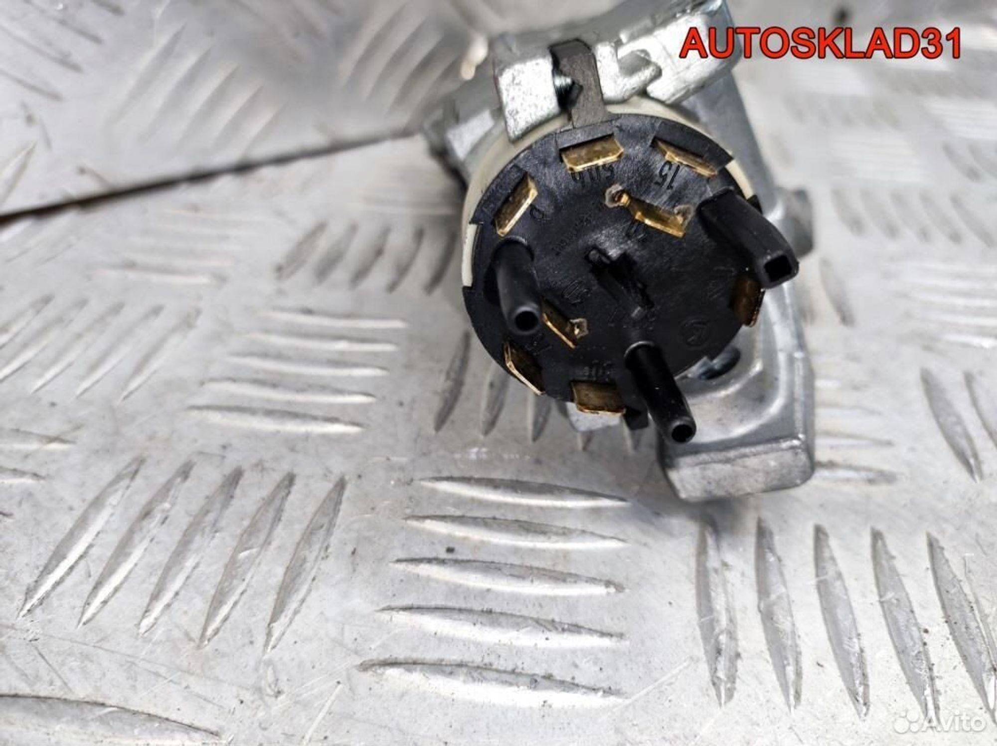 Замок зажигания Audi A4 B5 4D0905851A, 3200 рублей, Дубовое