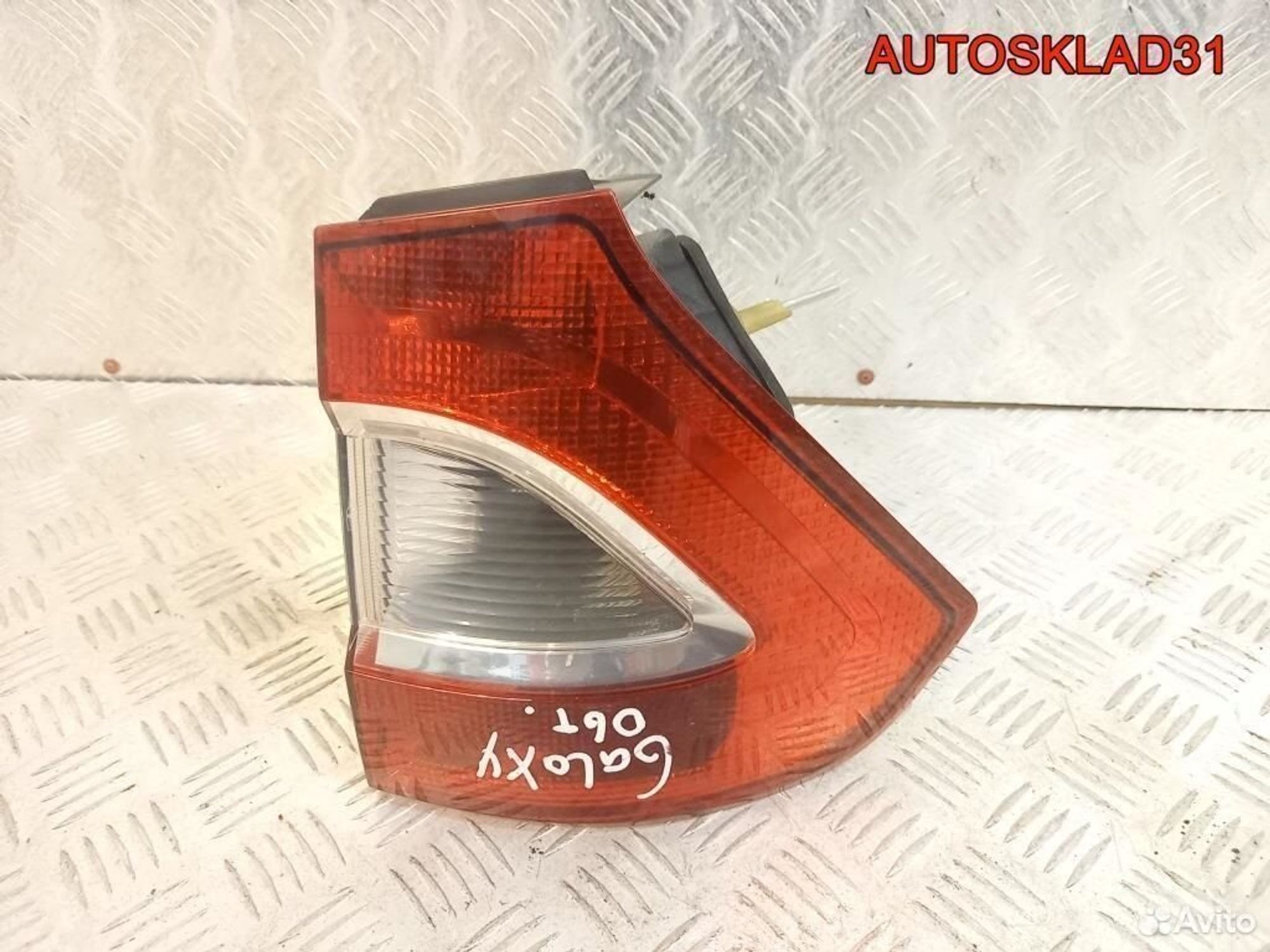 Фонарь задний наружный правый Ford Galaxy 1524439, 2900 рублей, Дубовое