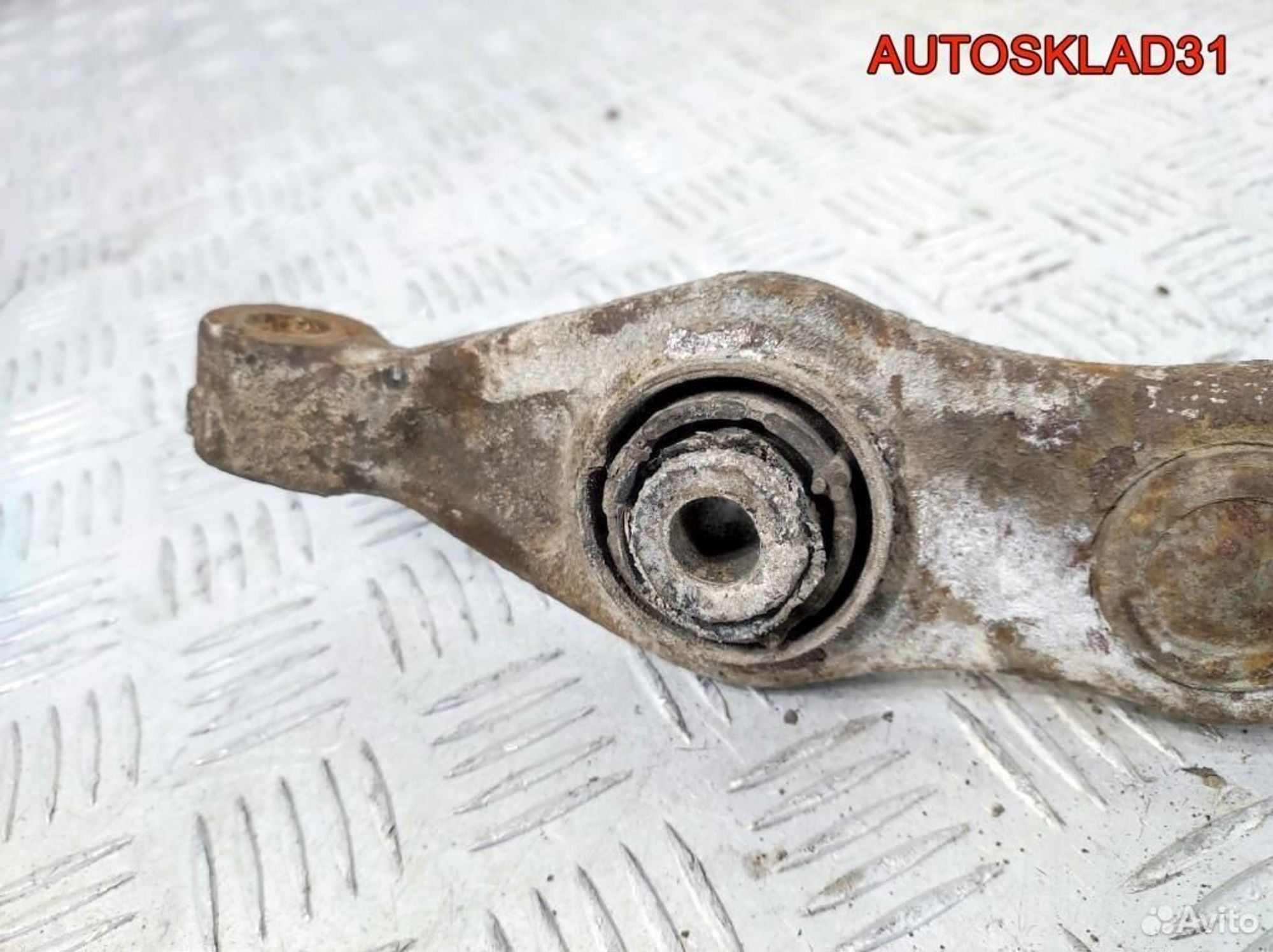 Рычаг передний нижний левый задний Mercedes W211, 1700 рублей, Дубовое