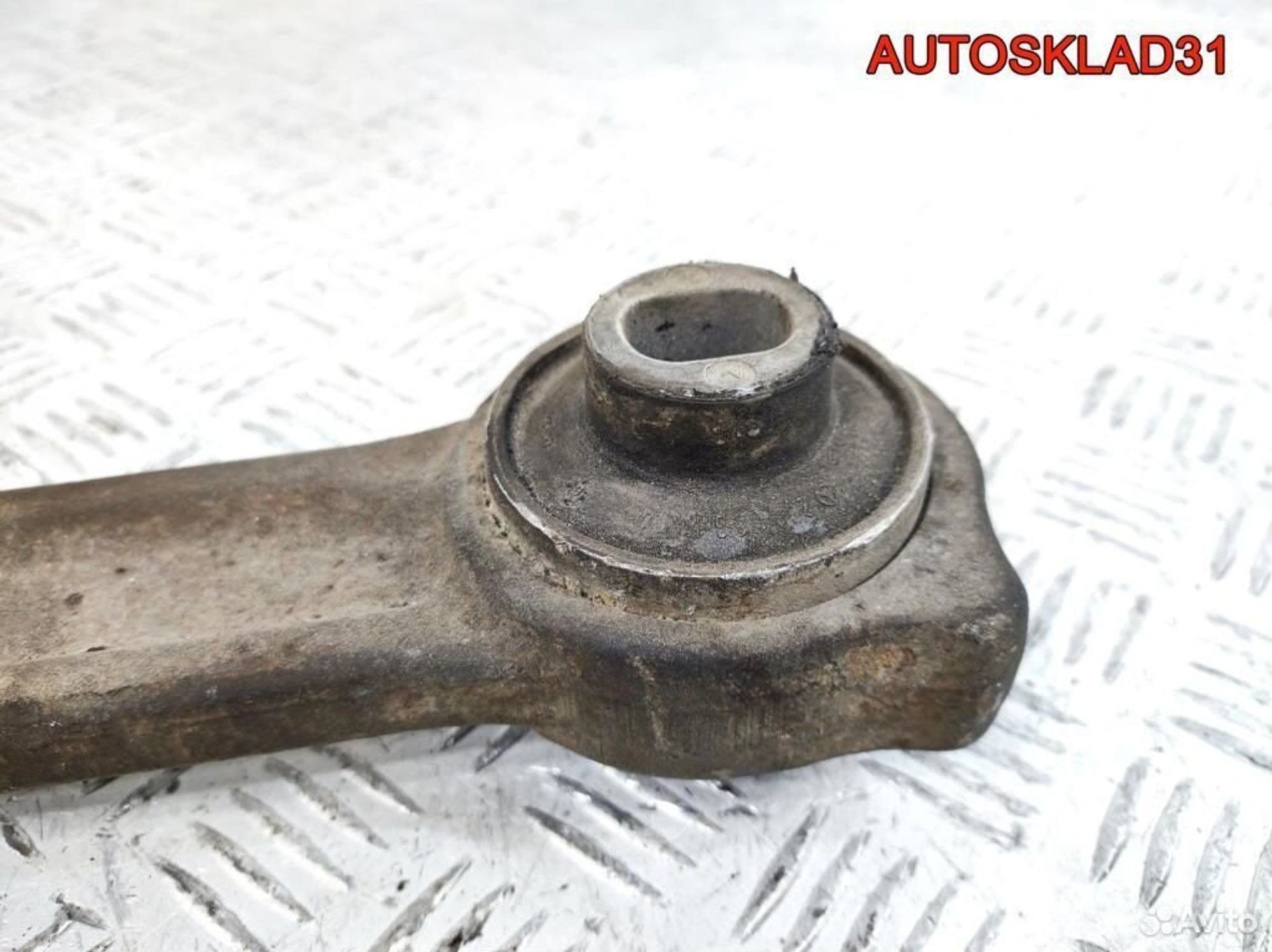 Рычаг передний нижний левый задний Mercedes W211, 1700 рублей, Дубовое