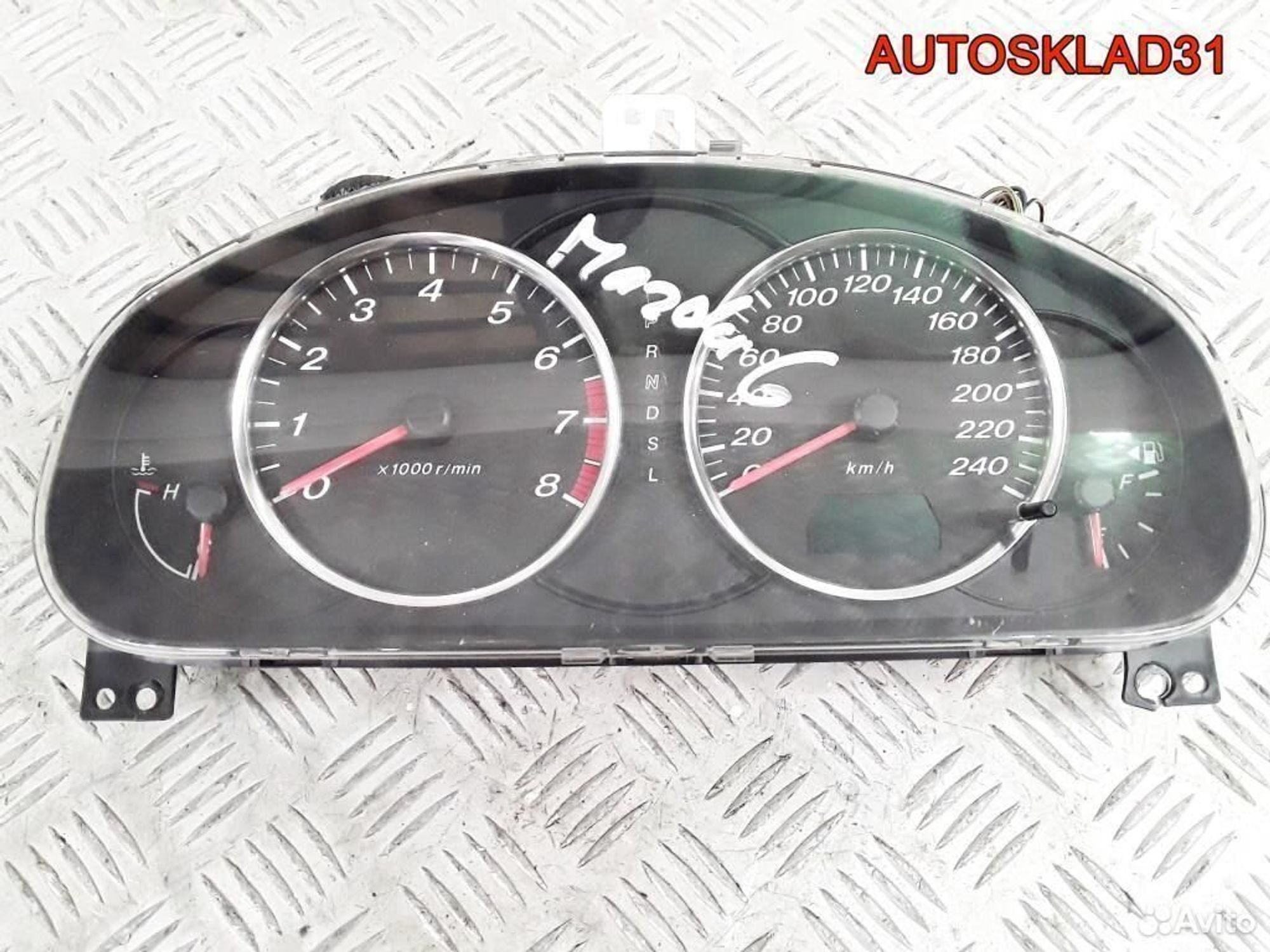 Панель приборов Mazda 6 GG 2,0 бензин, 3200 рублей, Дубовое