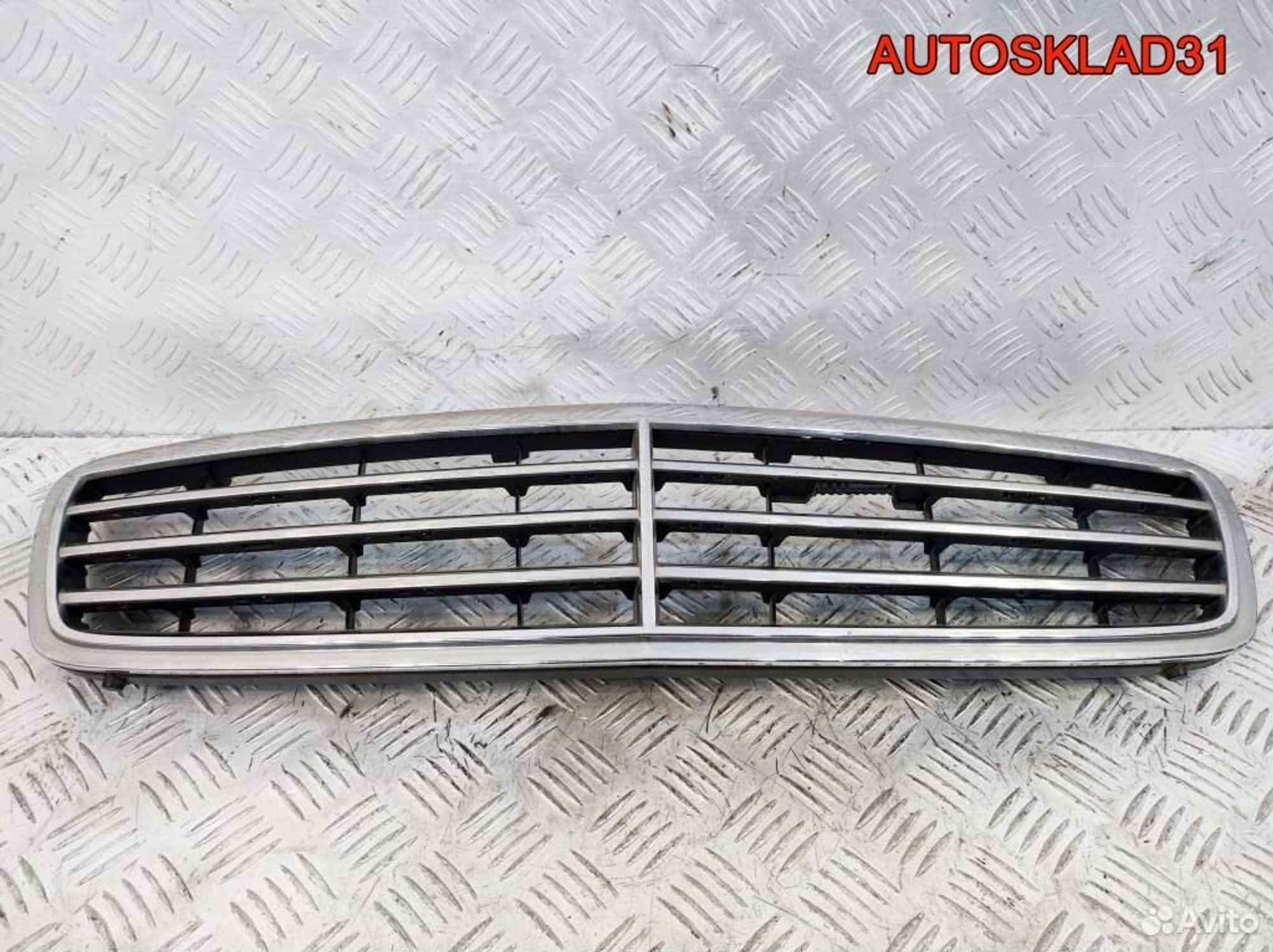 Решетка радиатора Mercedes Benz W203 A2038800223, 5400 рублей, Дубовое