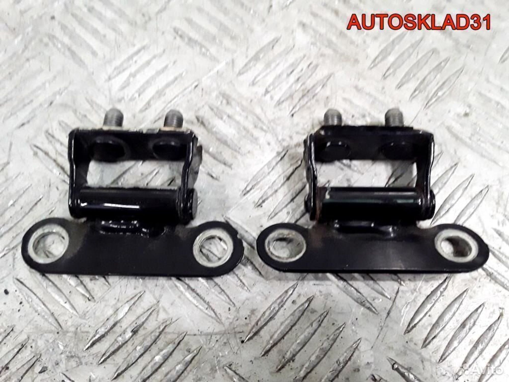 Петли двери багажника Toyota Corolla Verso, 1800 рублей, Дубовое