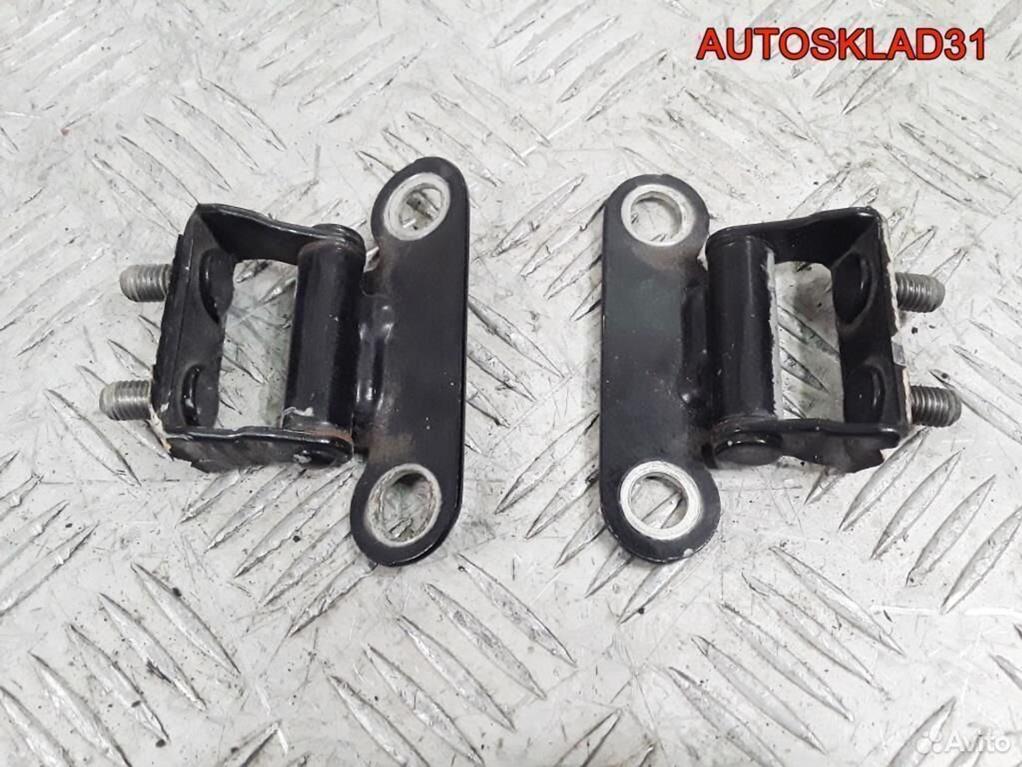 Петли двери багажника Toyota Corolla Verso, 1800 рублей, Дубовое