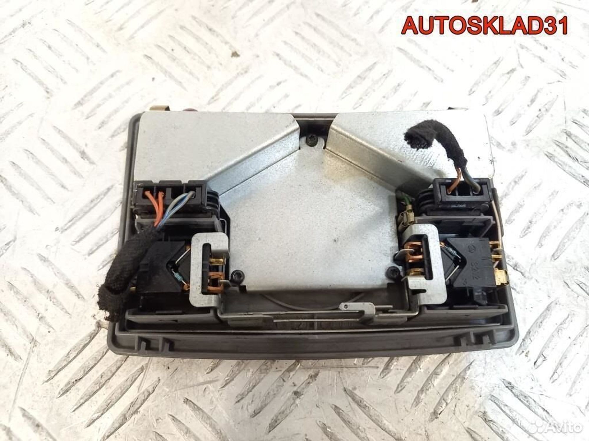 Плафон салона передний Audi A6 C5 4B0947303, 1100 рублей, Дубовое