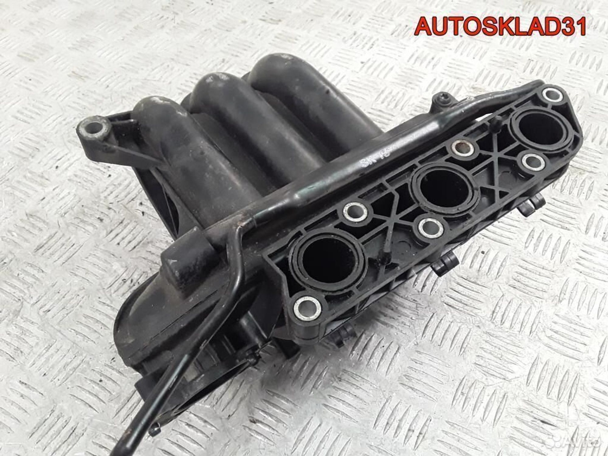 Коллектор впускной VW Polo 1.2 BMD 03D129766L, 2500 рублей, Дубовое