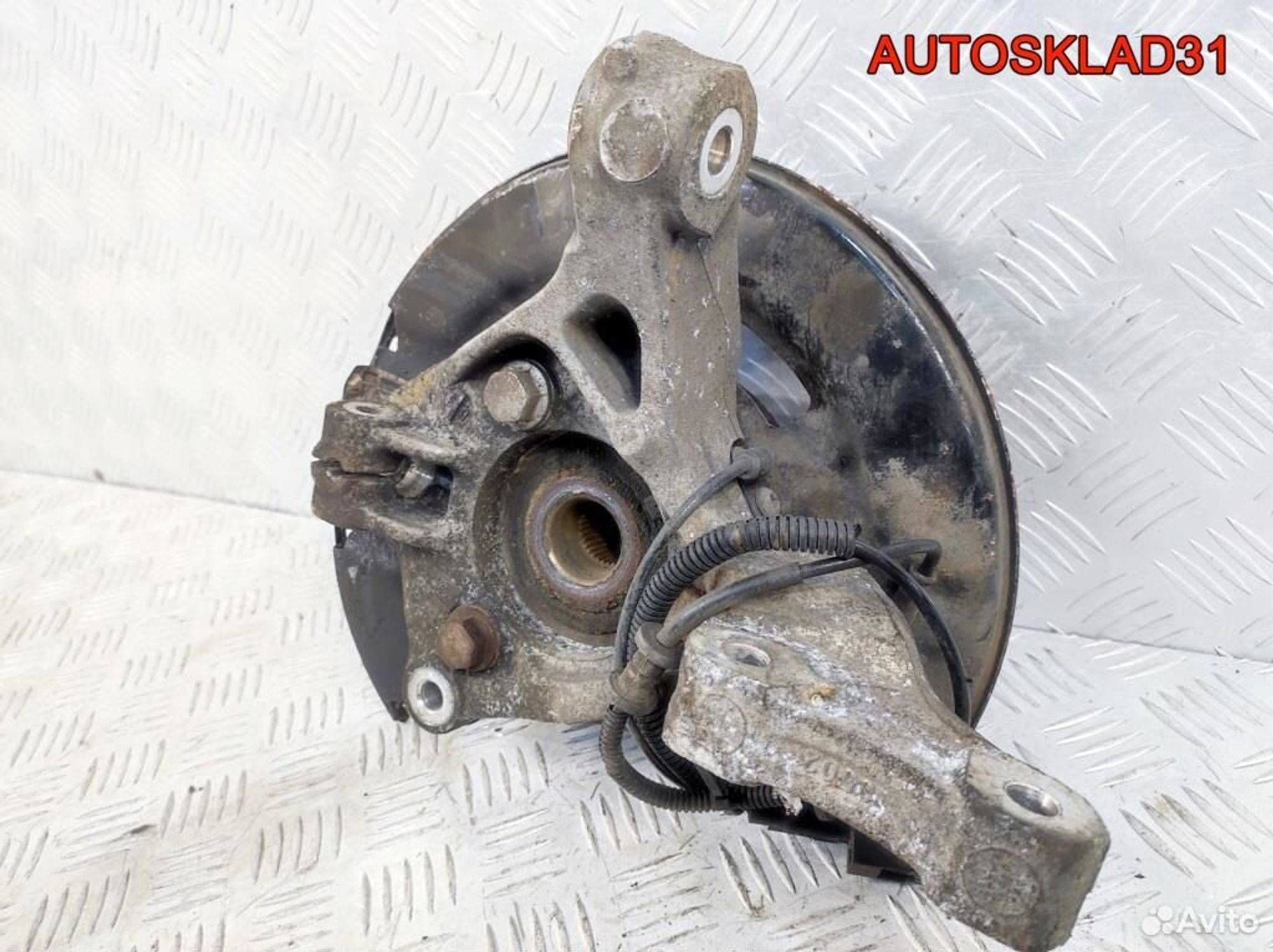 Кулак поворотный передний левый Opel Astra J, 4900 рублей, Дубовое