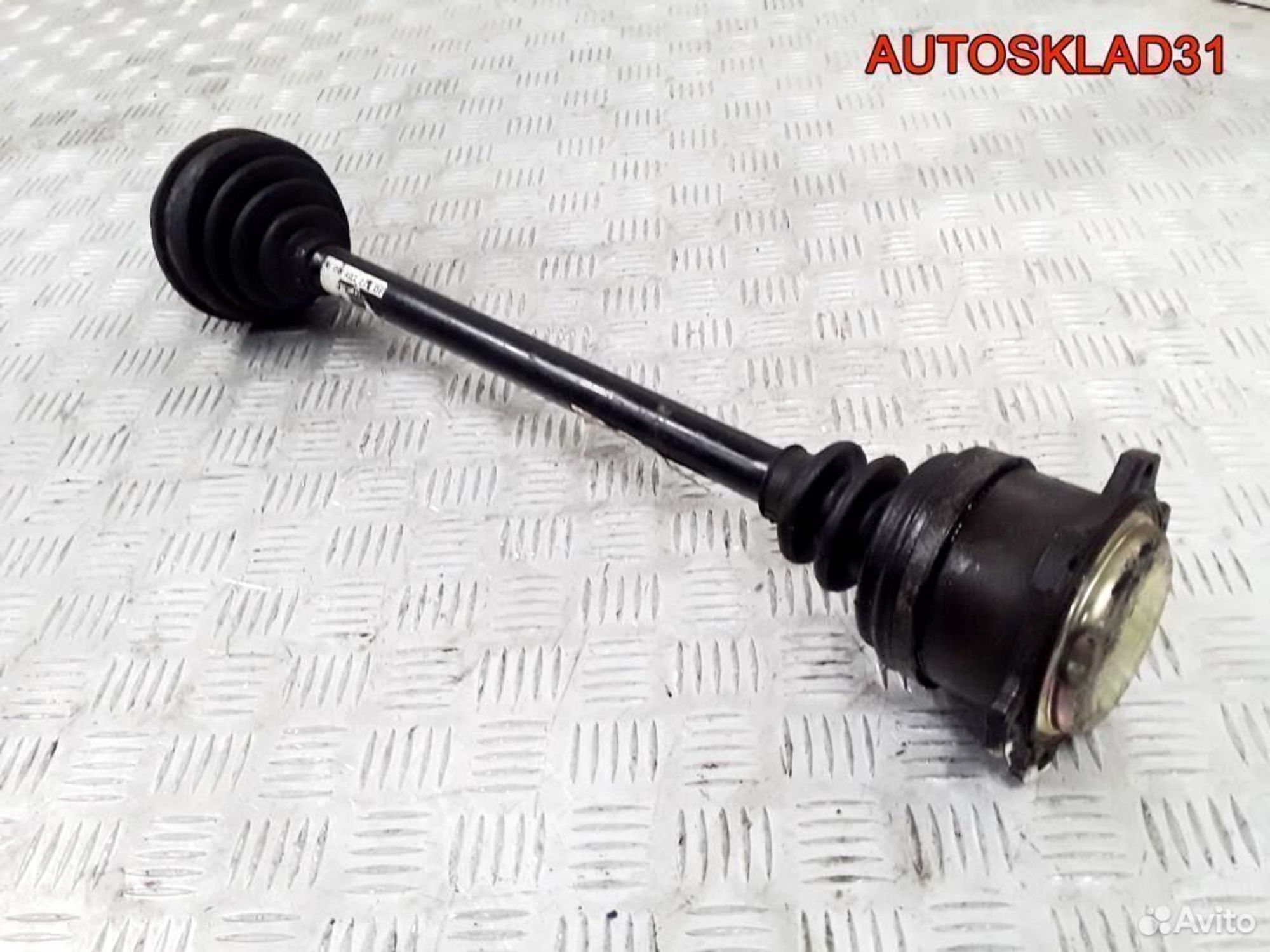 Привод передний правый Audi A4 B5 8D0407272DF, 4100 рублей, Дубовое