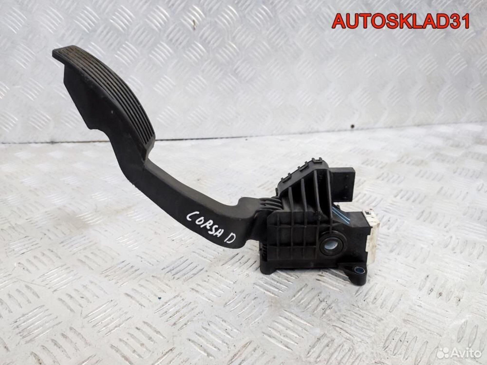 Педаль газа Opel Corsa D 1.2 Z12XEP 13305804, 2500 рублей, Дубовое