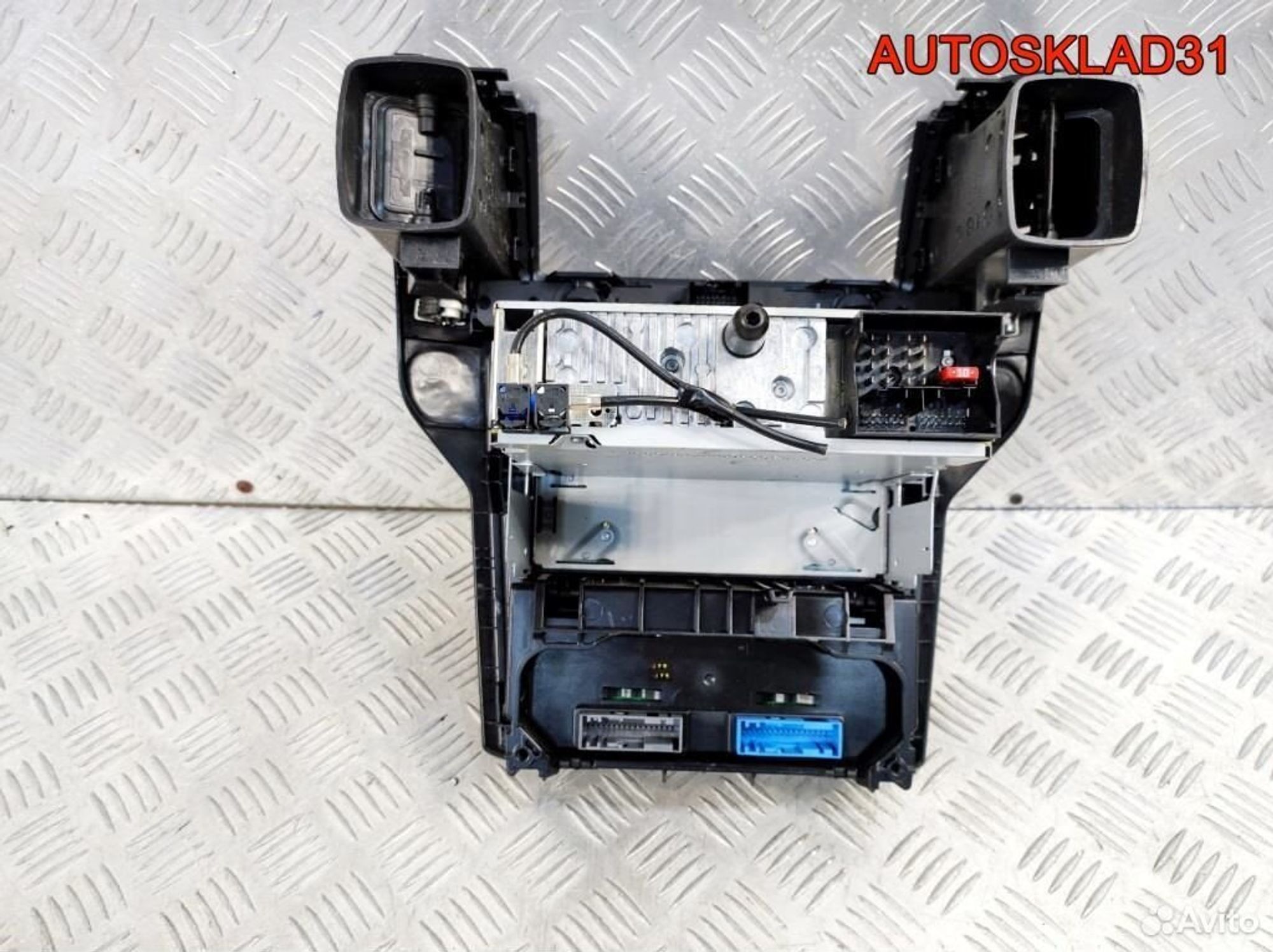 Магнитола Opel Zafira B 13431892, 20300 рублей, Дубовое