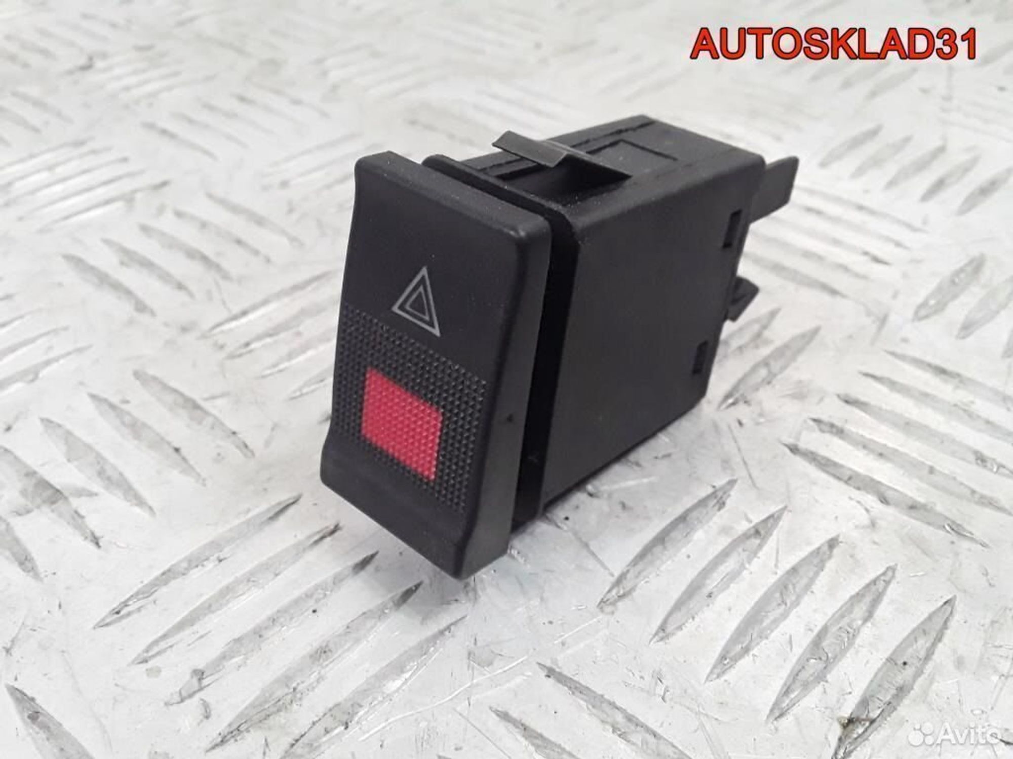Кнопка аварийной сигнализации Audi A6 C4 4A0941509, 600 рублей, Дубовое