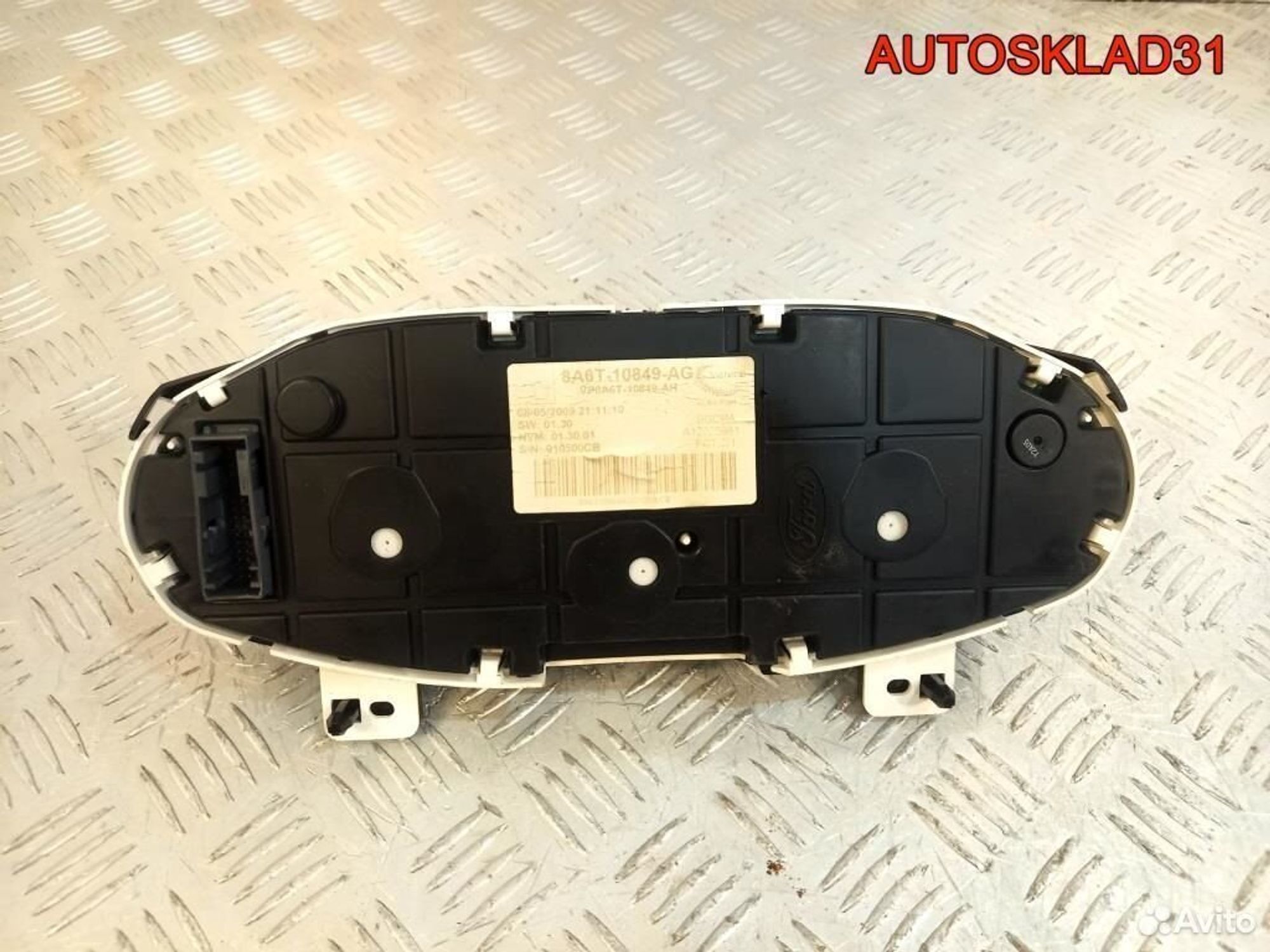 Панель приборов Ford Fiesta MK6 18a6t10849ag, 5200 рублей, Дубовое