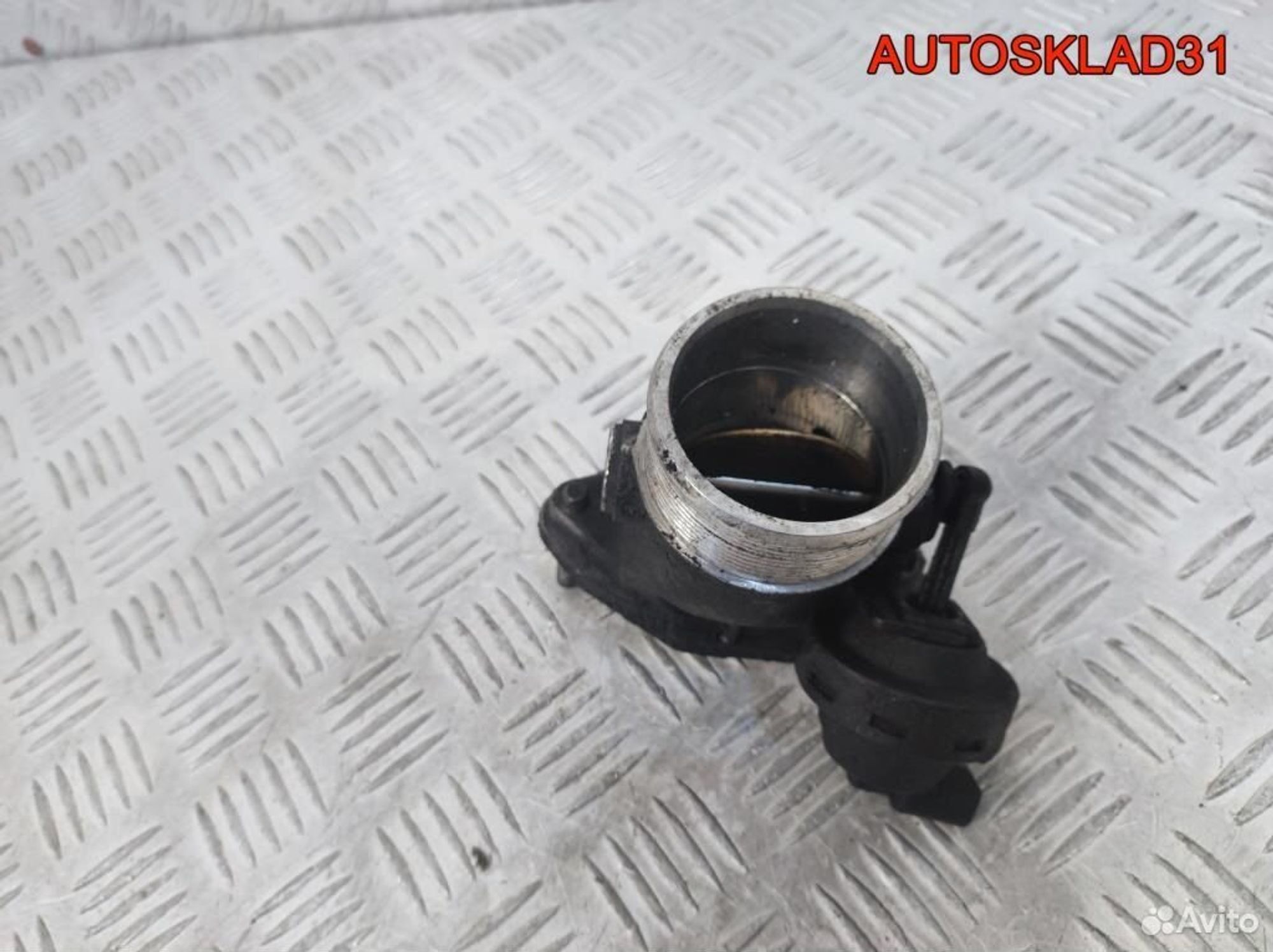 Заслонка дроссельная Audi A4 B6 2.5 TDI 8E0145950C, 1800 рублей, Дубовое