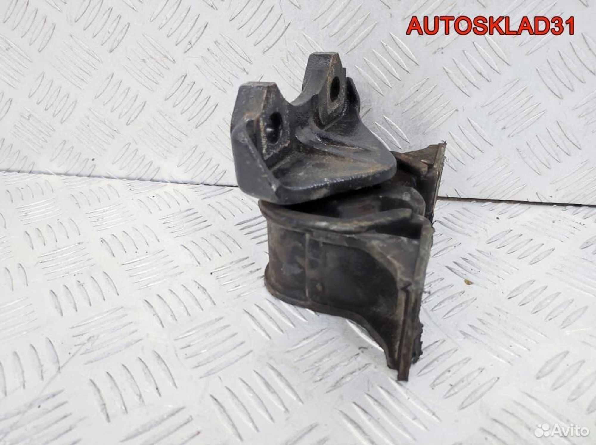 Опора двигателя Opel Meriva 1.6 24467436 Бензин, 1100 рублей, Дубовое