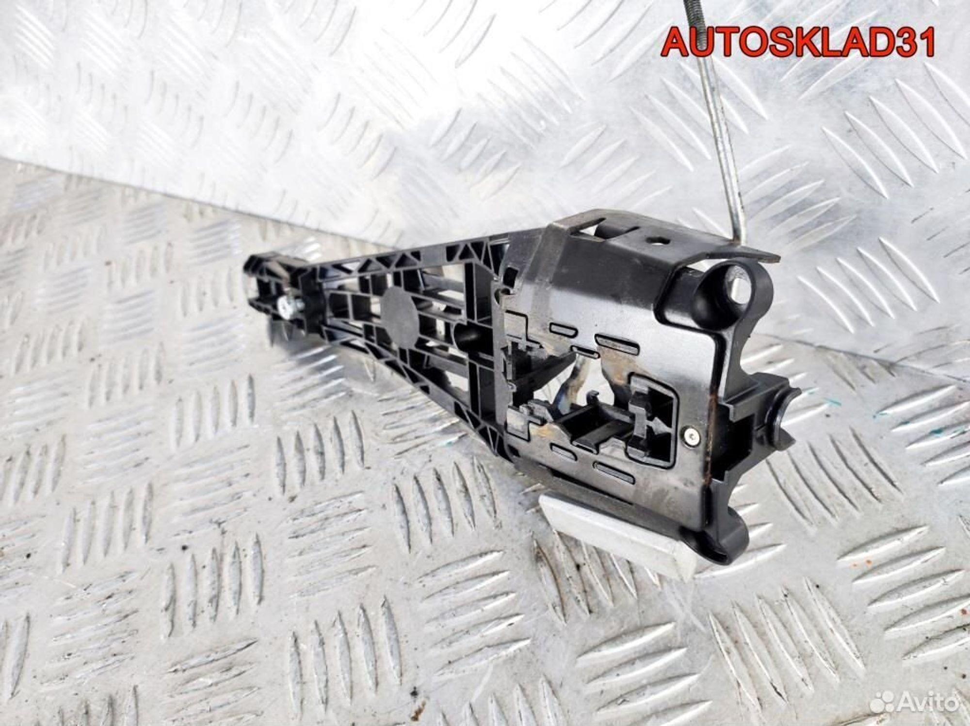 Кронштейн ручки двери правой Opel Astra J 138174, 1700 рублей, Дубовое