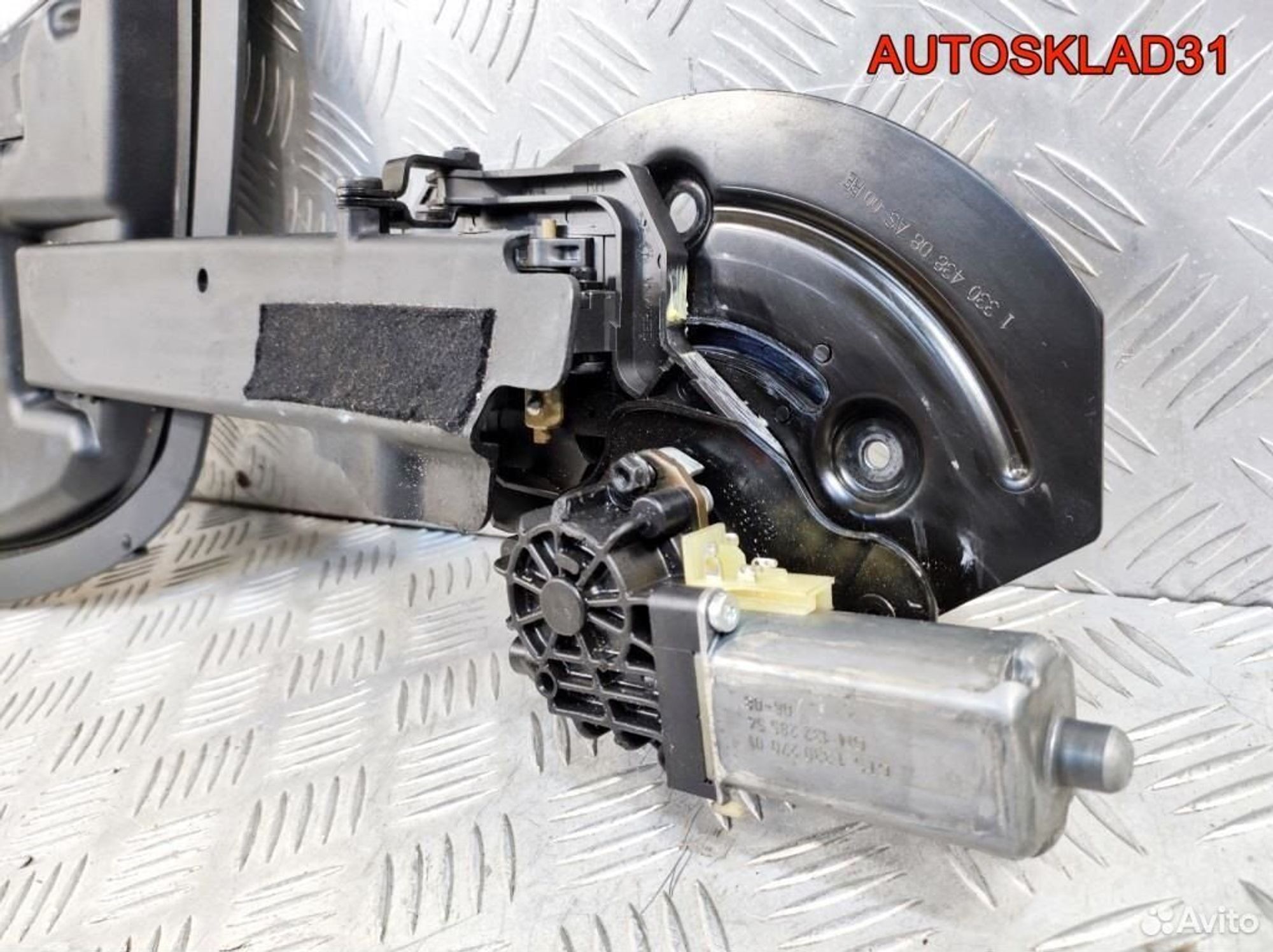 Механизм складывания крыши правый Opel Astra H, 5200 рублей, Дубовое