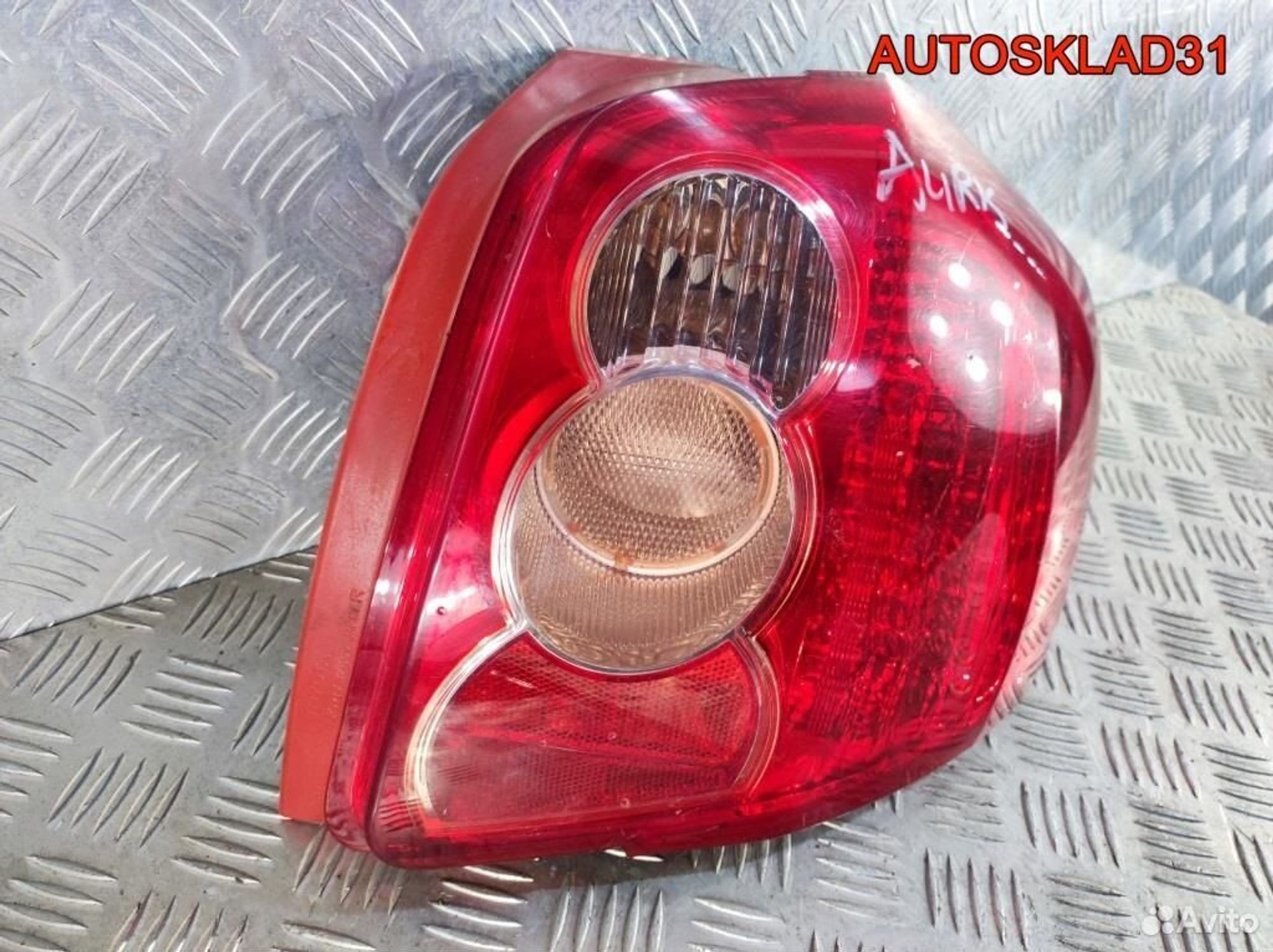 Фонарь задний правый Toyota Auris E15 8155102380, 9200 рублей, Дубовое
