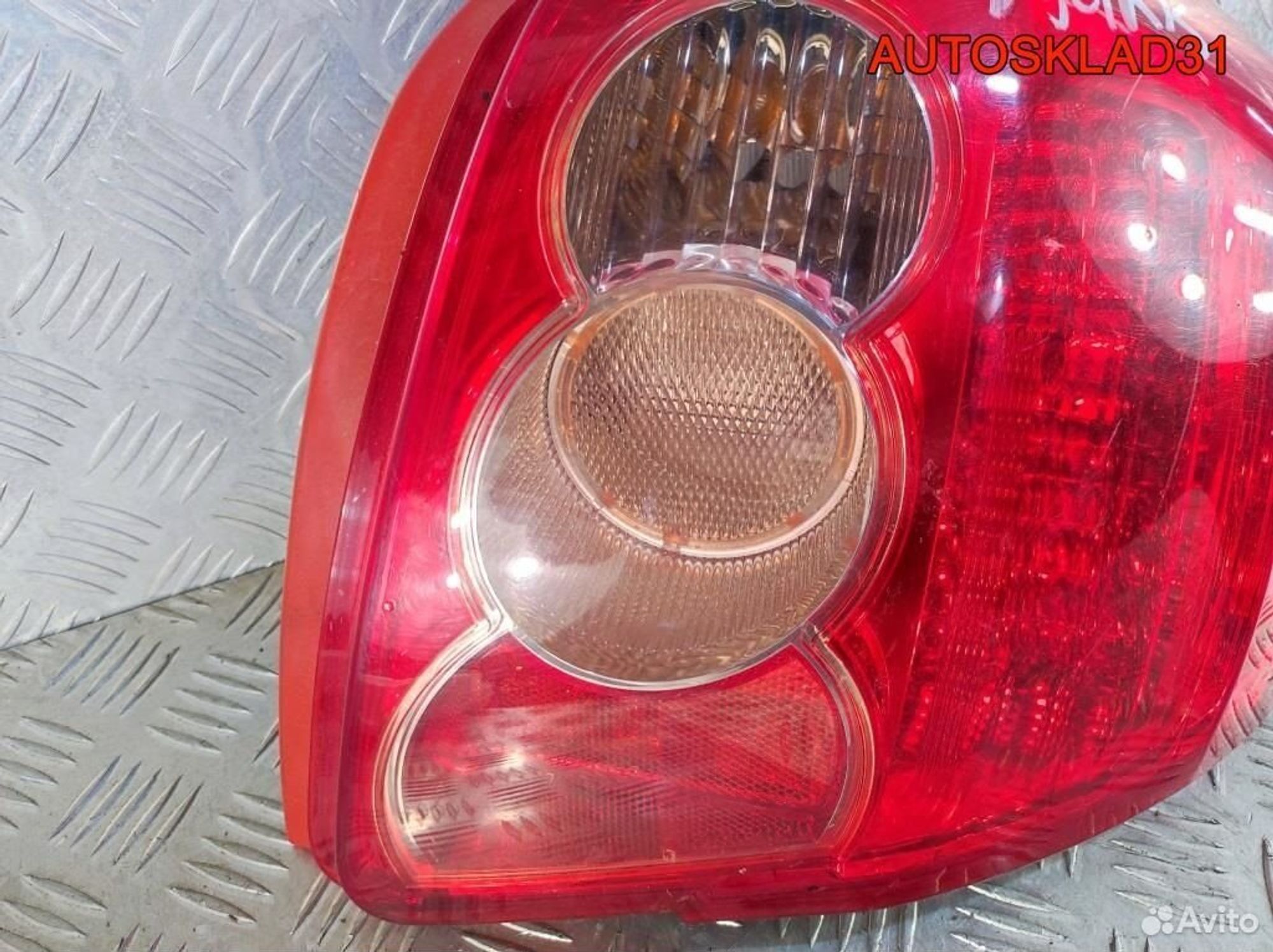 Фонарь задний правый Toyota Auris E15 8155102380, 9200 рублей, Дубовое