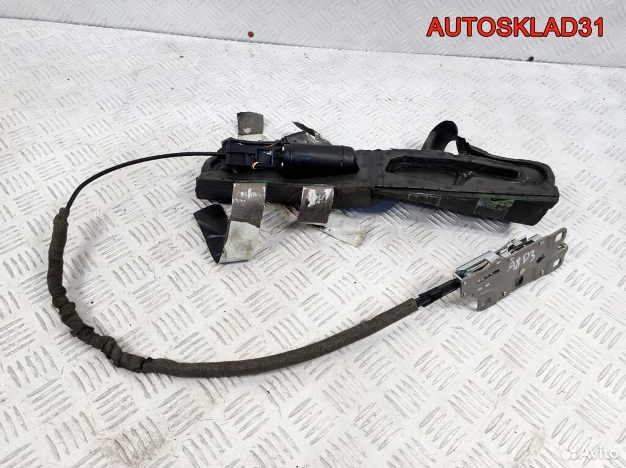 Замок багажника Audi A8 D3 4E0827383C, 2100 рублей, Дубовое