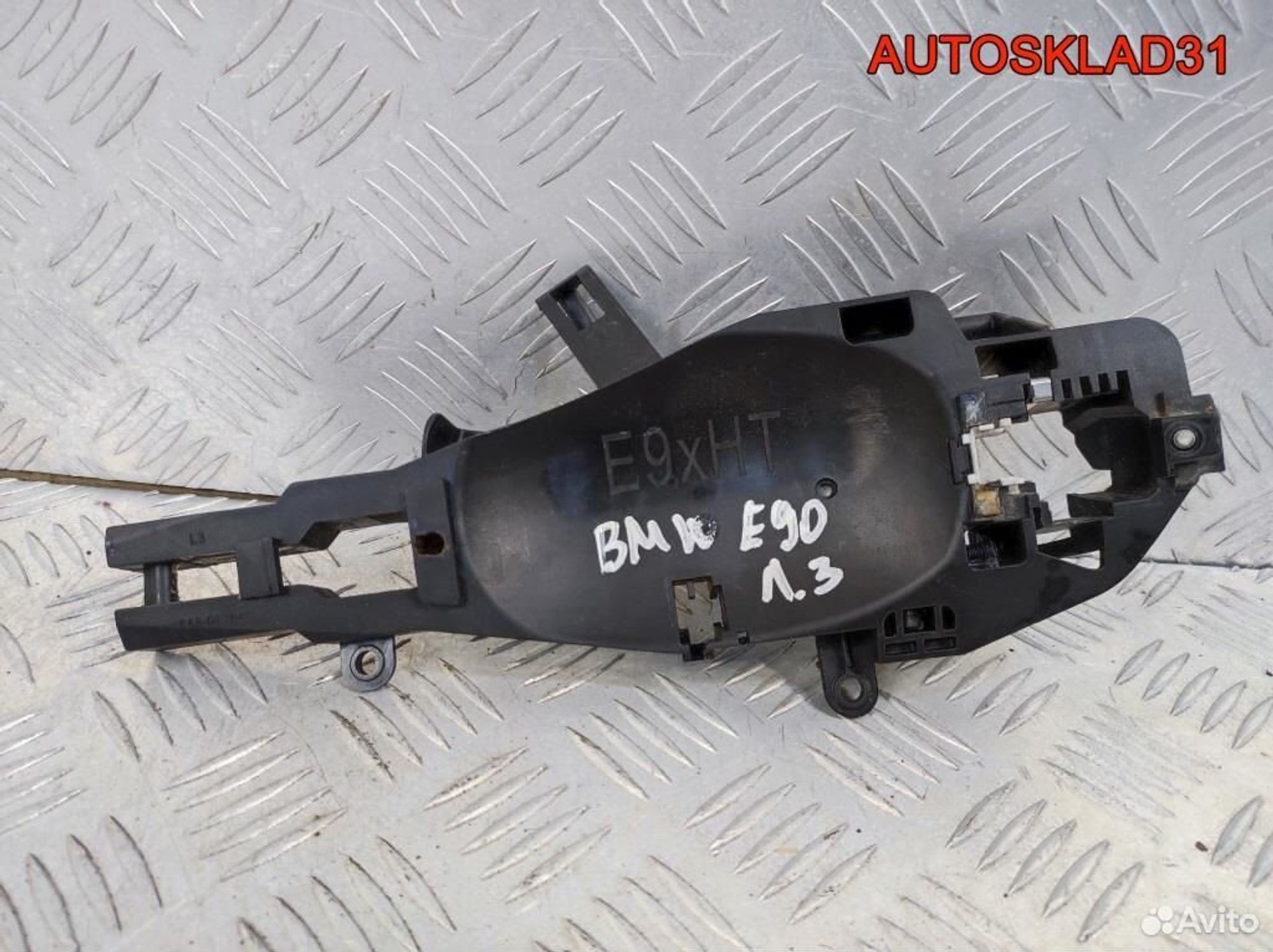 Кронштейн ручки задней левой BMW E90 51227199839, 1700 рублей, Дубовое