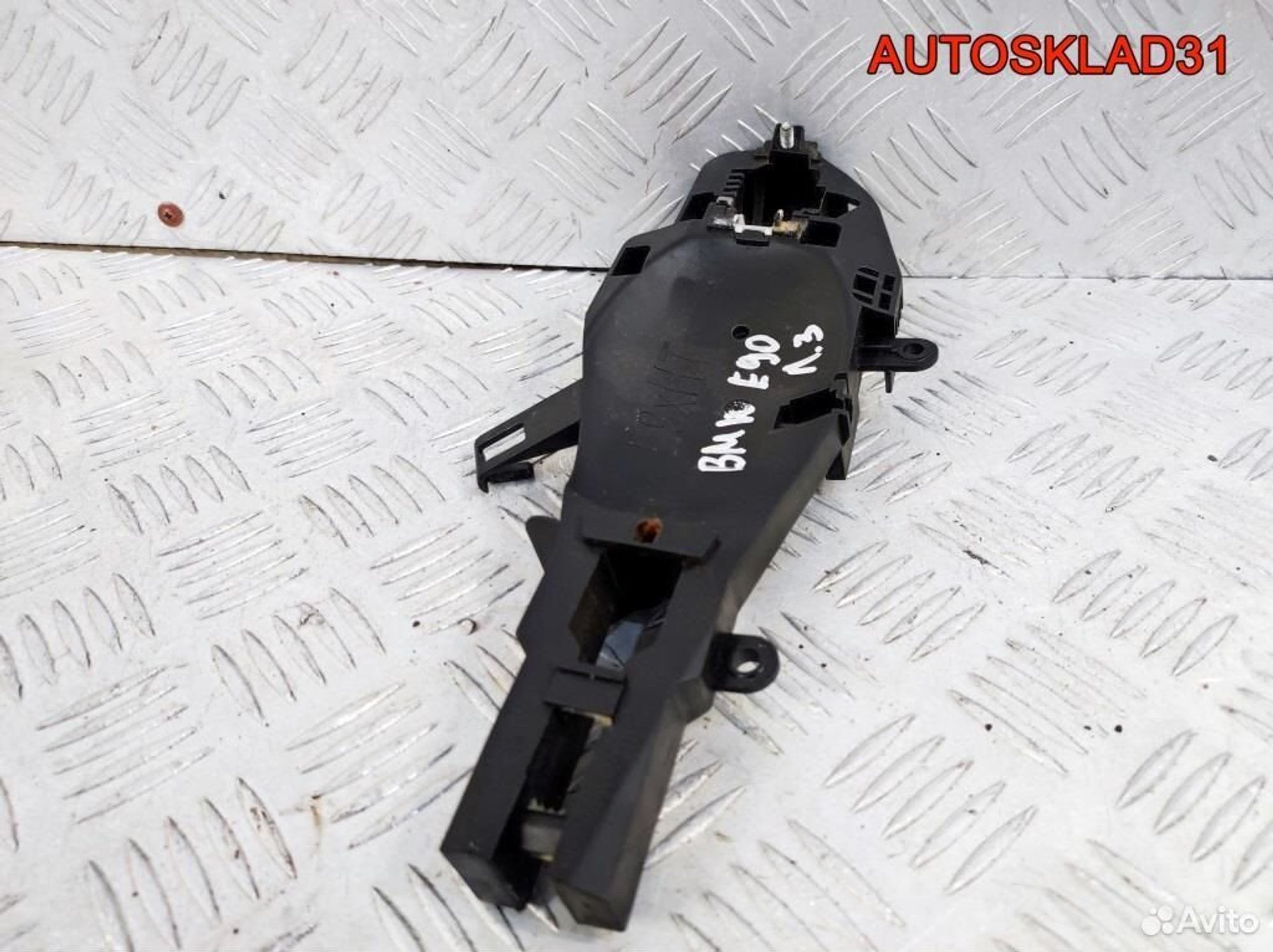 Кронштейн ручки задней левой BMW E90 51227199839, 1700 рублей, Дубовое