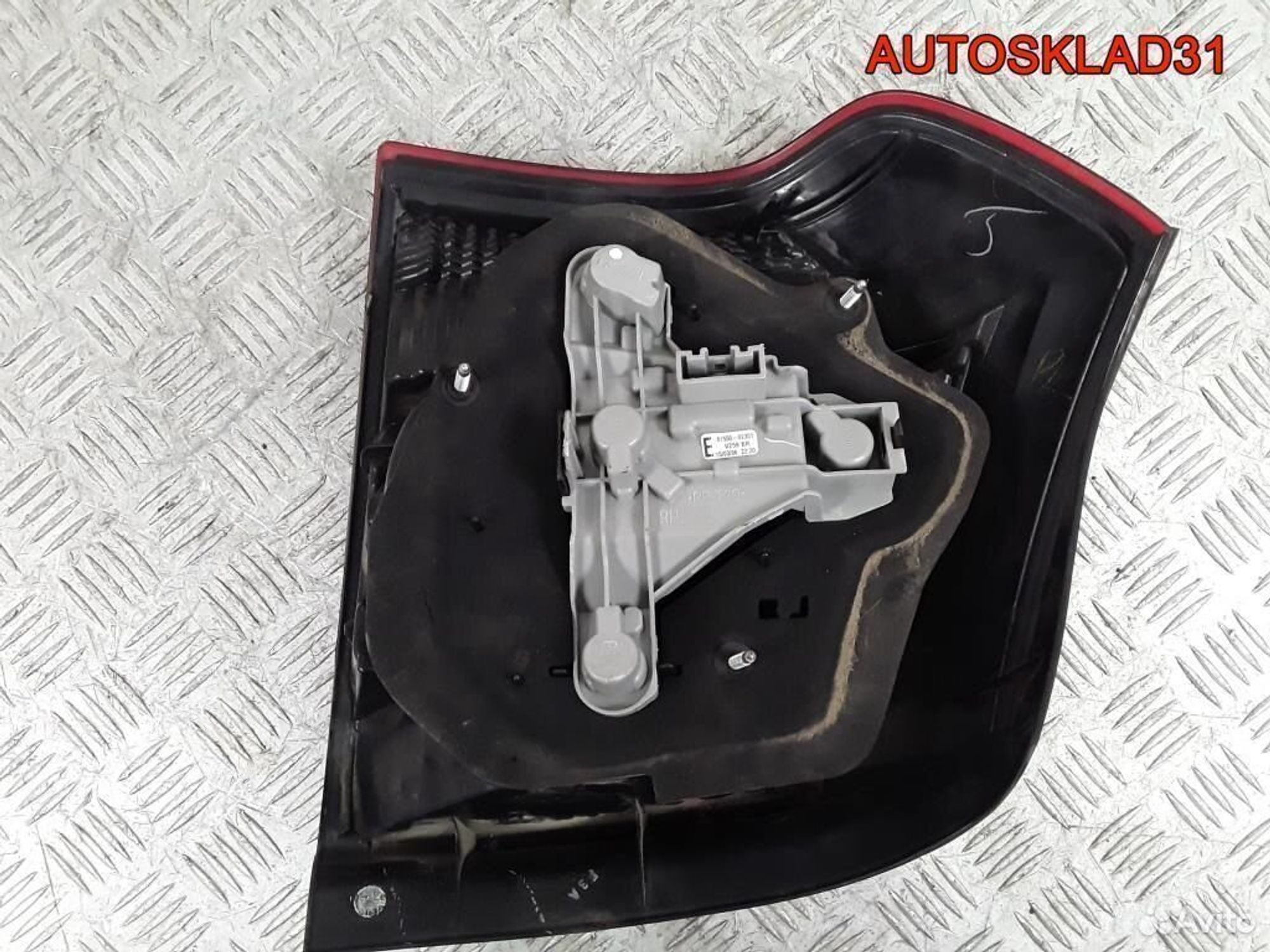 Фонарь задний правый Toyota Corolla E12 Рестайлинг, 2900 рублей, Дубовое