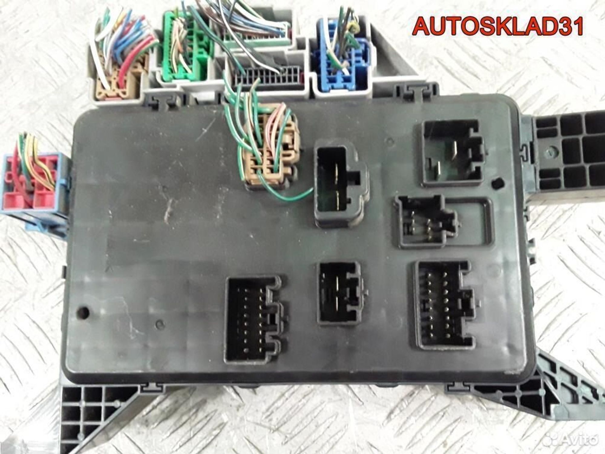 Блок предохранителей Ford Mondeo 3 1s7t14a073af, 1200 рублей, Дубовое