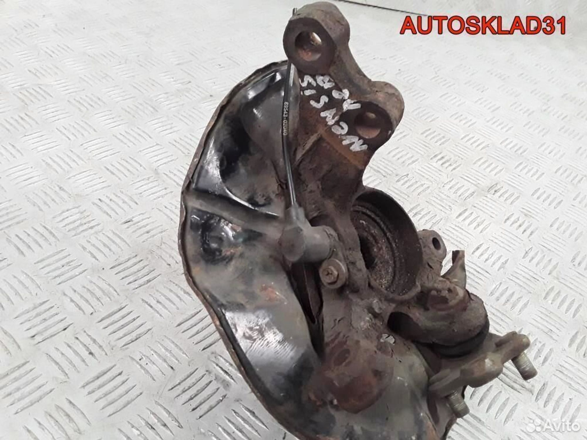 Кулак поворотный передний левый Toyota Avensis 2, 2900 рублей, Дубовое