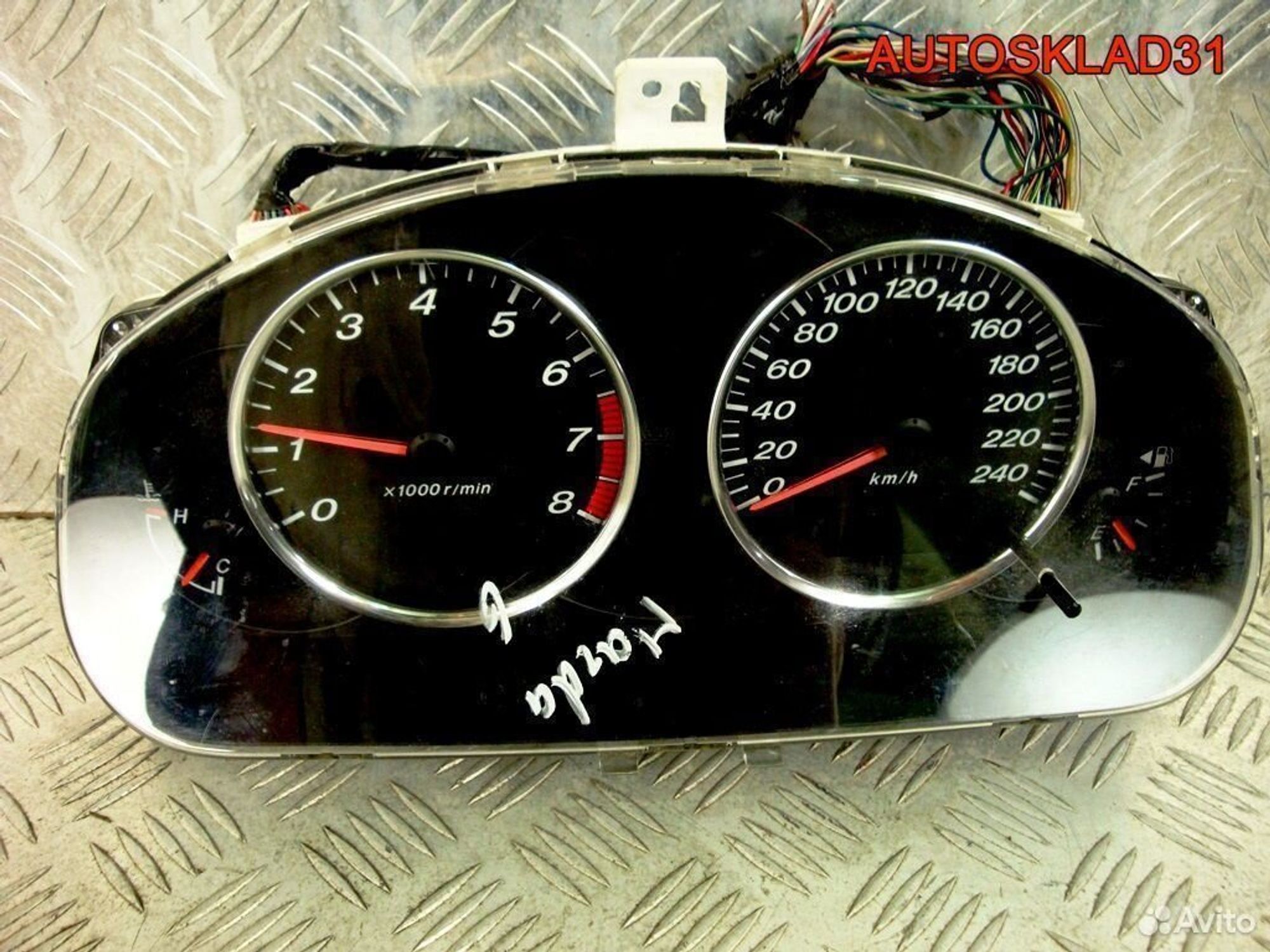 Панель приборов Mazda 6 GG Бензин, 3200 рублей, Дубовое