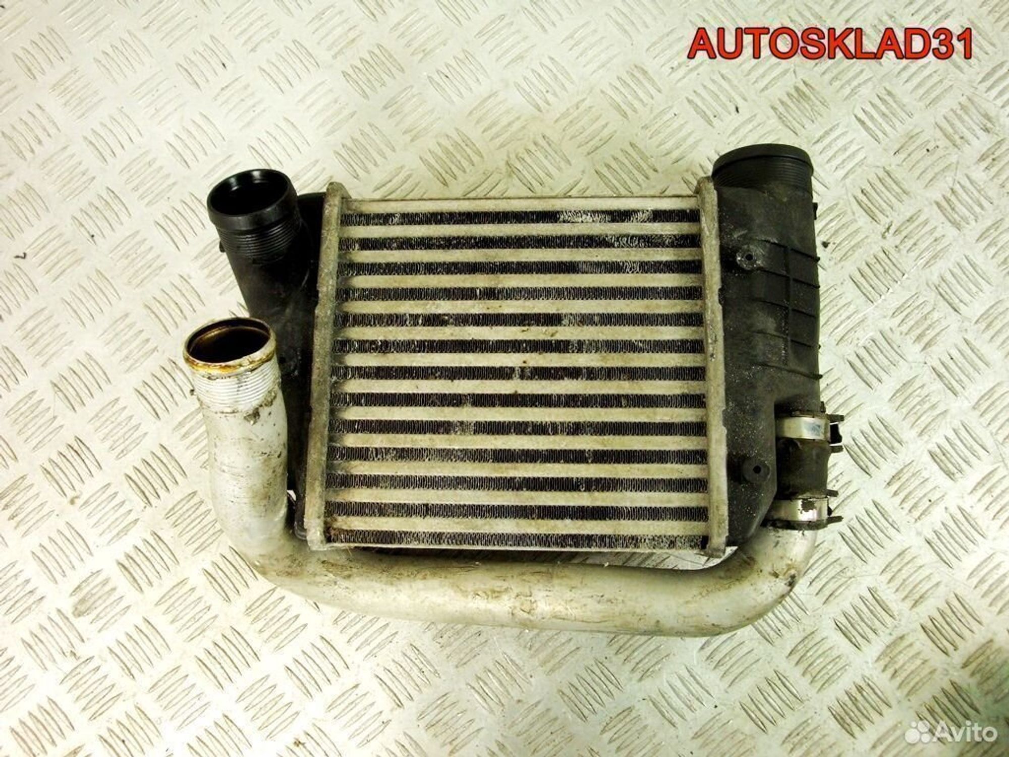 Интеркулер Audi A6 C6 3,0 BMK 4F0145805E, 5700 рублей, Дубовое