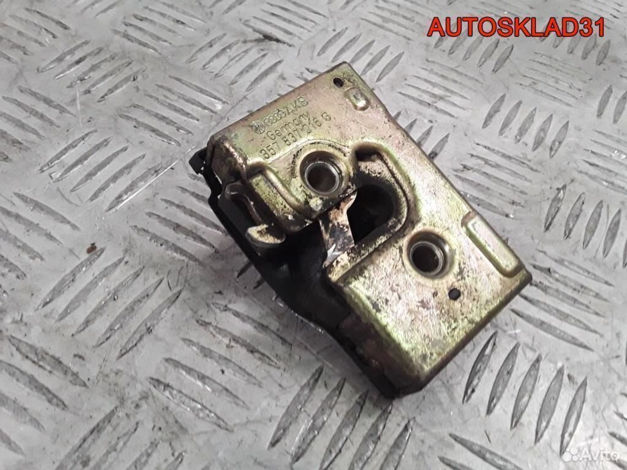 Замок двери передней правой Passat B4 357837016G, 1400 рублей, Дубовое