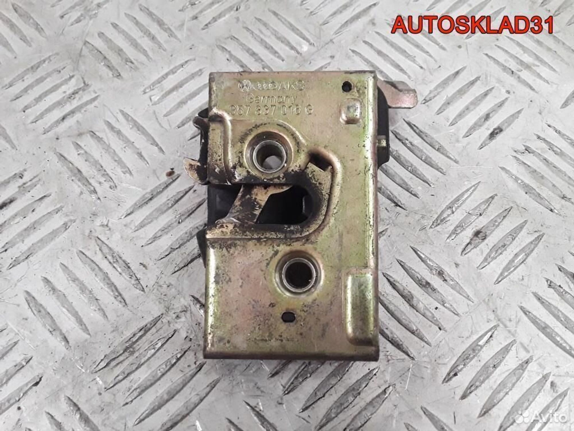 Замок двери передней правой Passat B4 357837016G, 1400 рублей, Дубовое