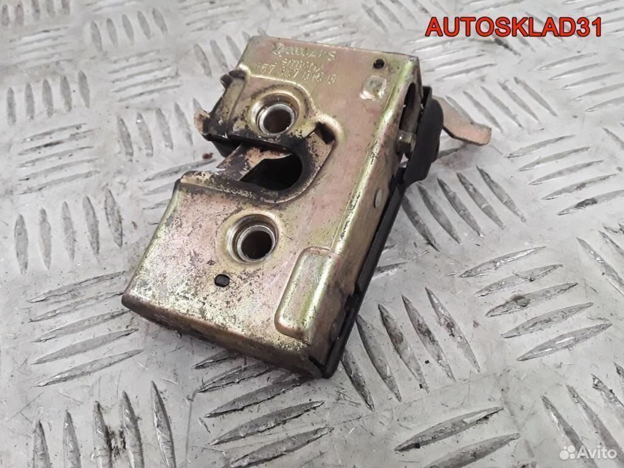 Замок двери передней правой Passat B4 357837016G, 1400 рублей, Дубовое